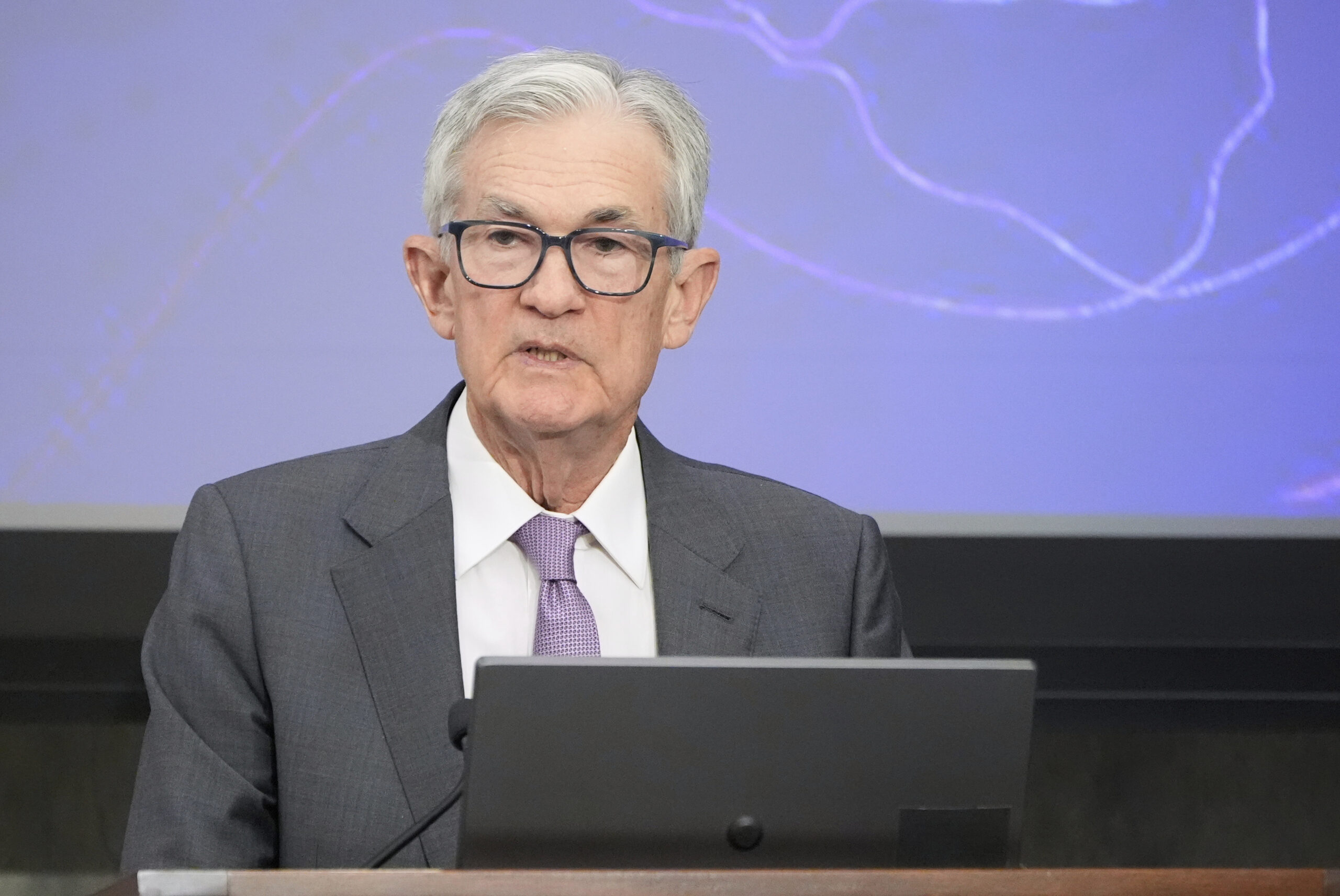 Trump reportedly eyeing cabinet member to replace Fed Chair Jerome Powell