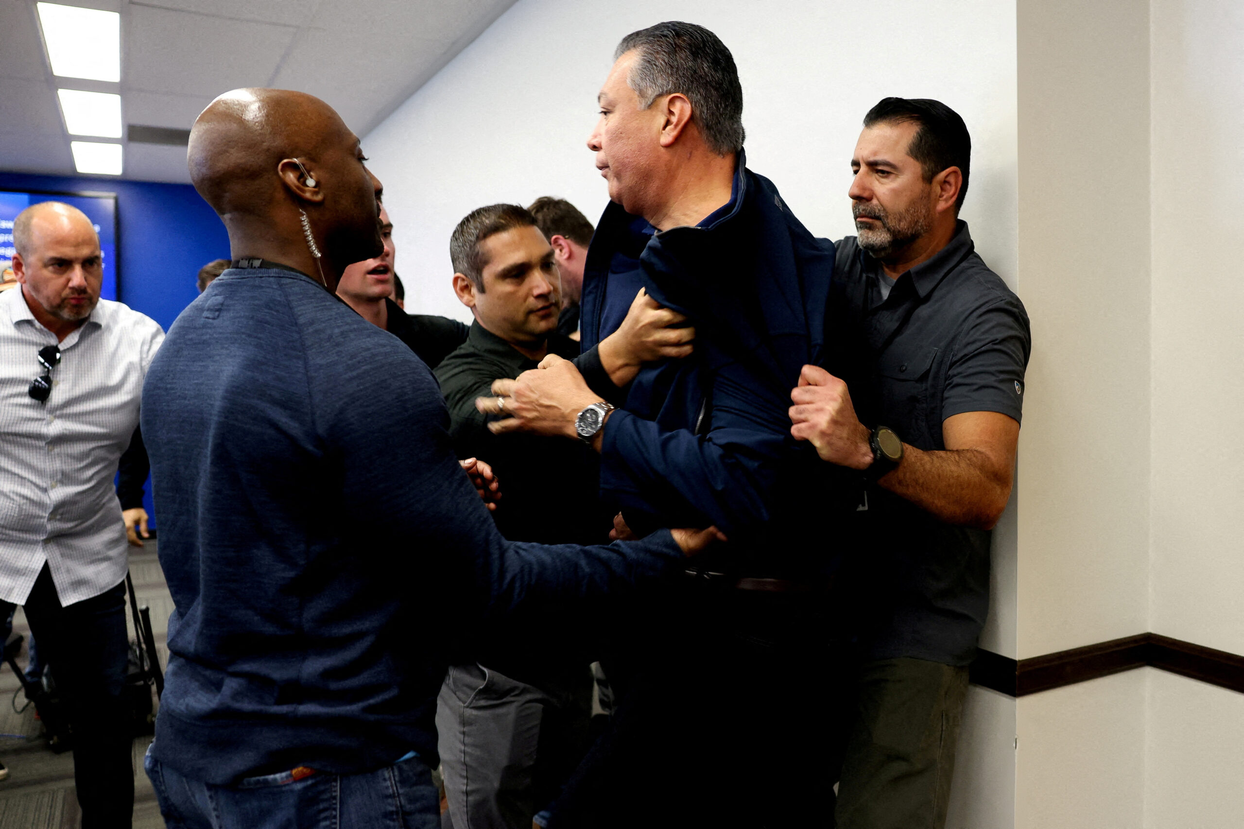 Sen. Alex Padilla ‘knew exactly what he was doing’ with ‘disgusting’ arrest stunt, border czar Tom Homan tells ‘Pod Force One’