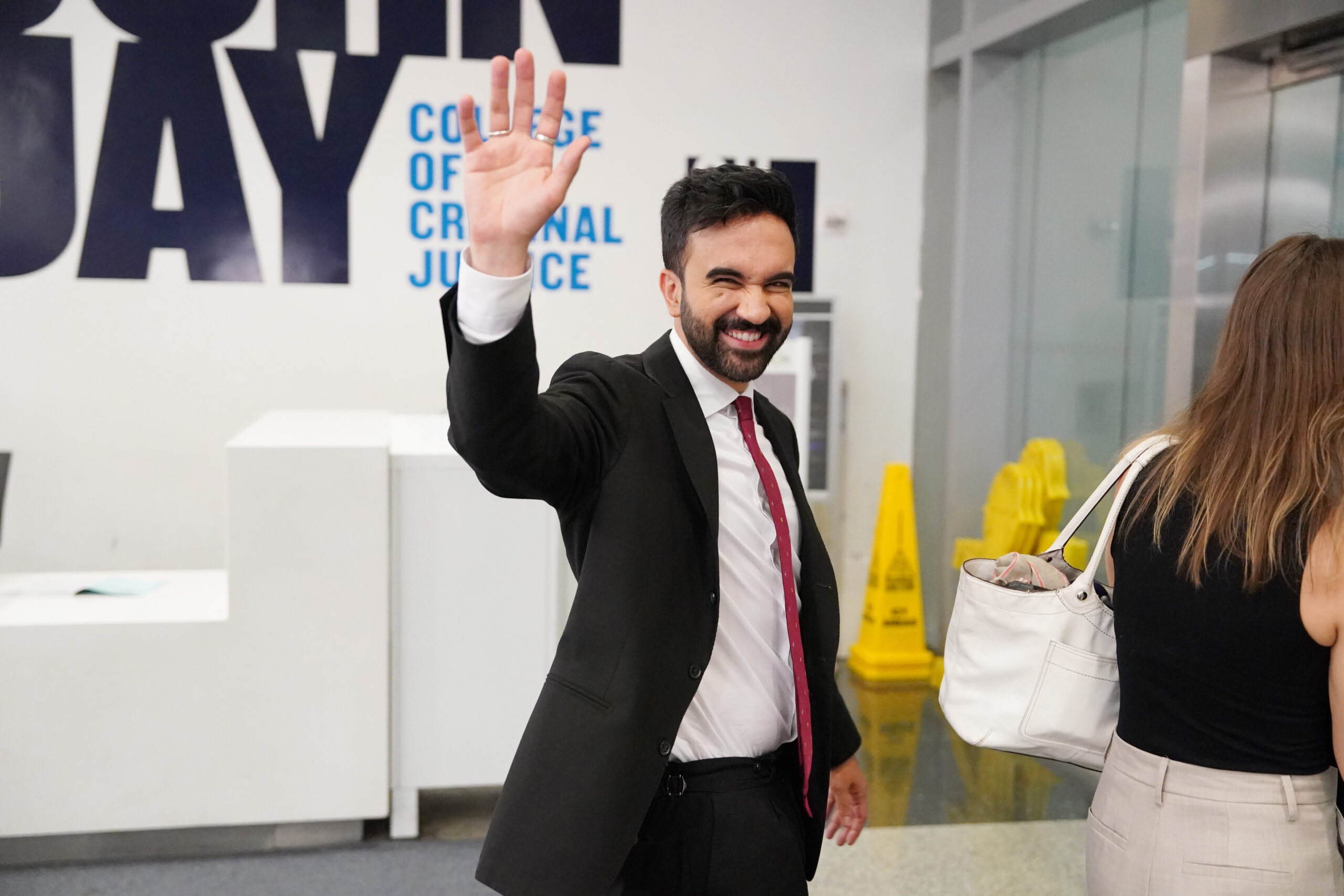Electing Zohran Mamdani NYC mayor would spur cop exodus, crime surge straight  out of Batman’s ‘Gotham City’: experts