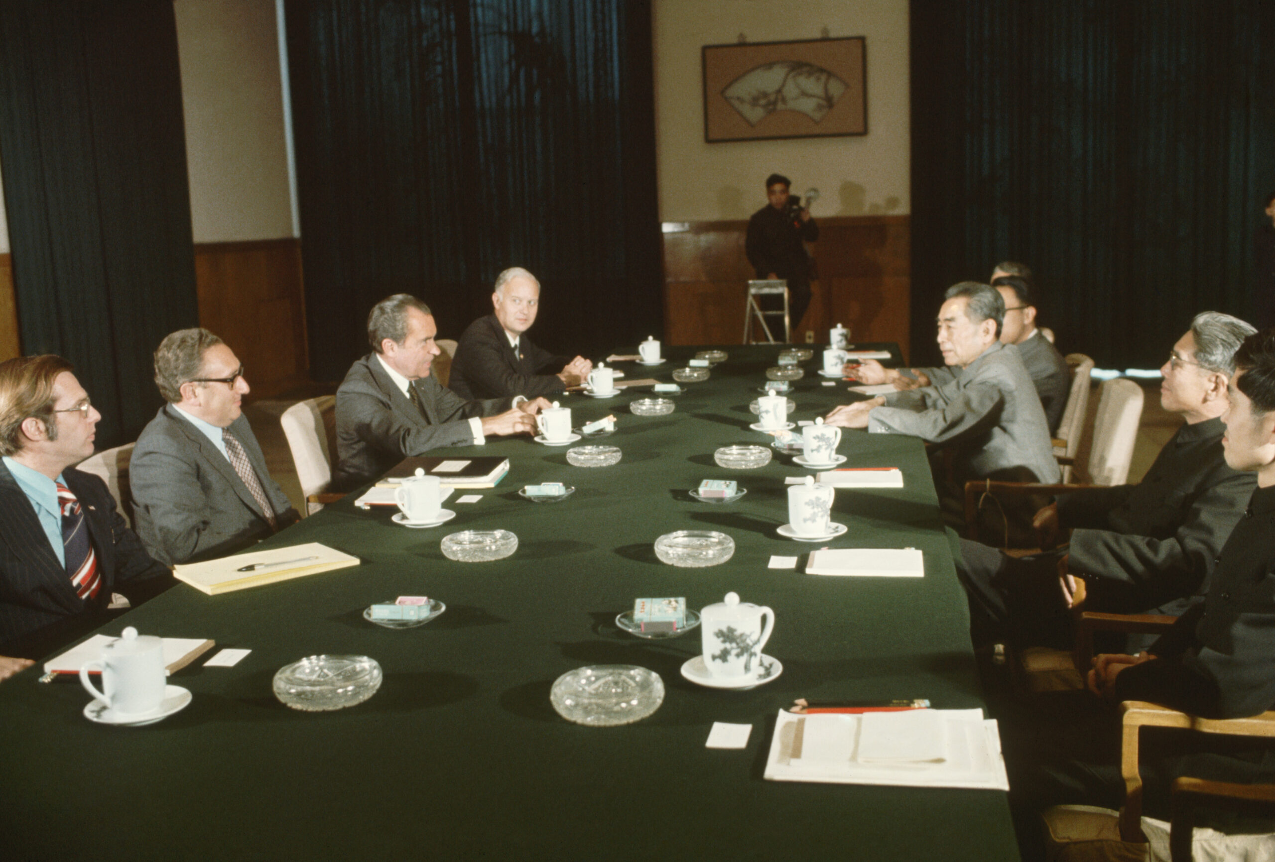 Trump is doing a ‘reverse Nixon’ and using Russia against China, top adviser tells ‘Pod Force One’