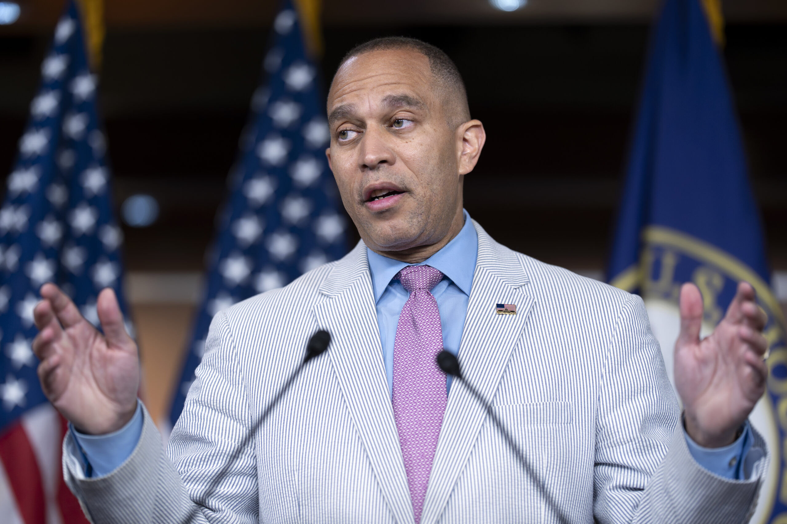 Democrats’ approval rating craters to 35-year low: WSJ poll