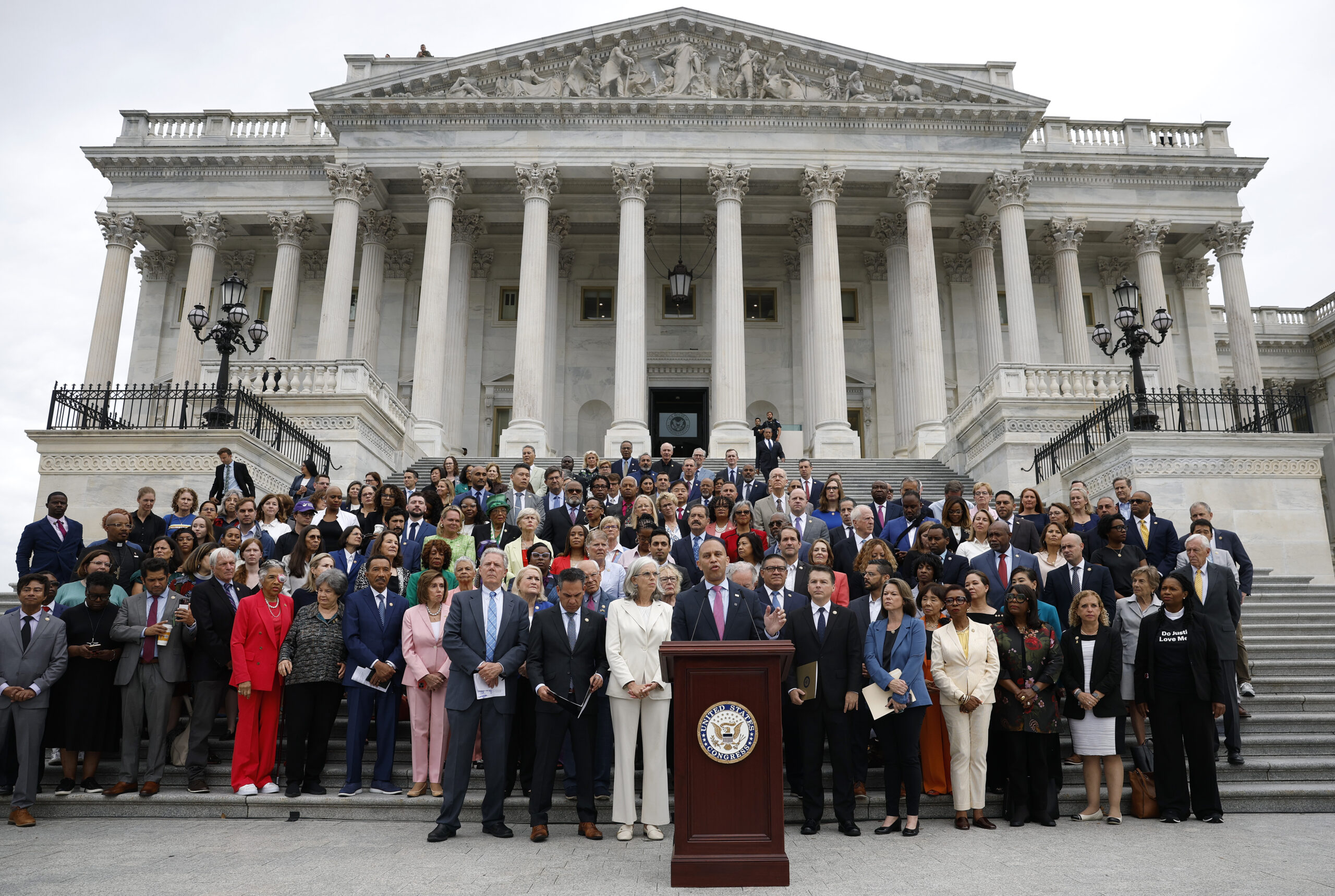 Job approval for congressional Democrats hits all-time low: ‘Flat out terrible’ 