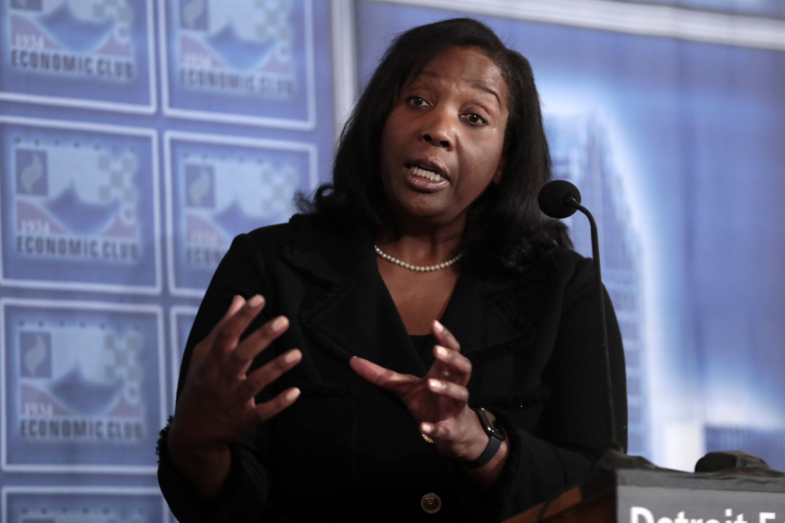 Embattled Federal Reserve Gov. Lisa Cook hit with 2nd criminal referral from Trump housing director