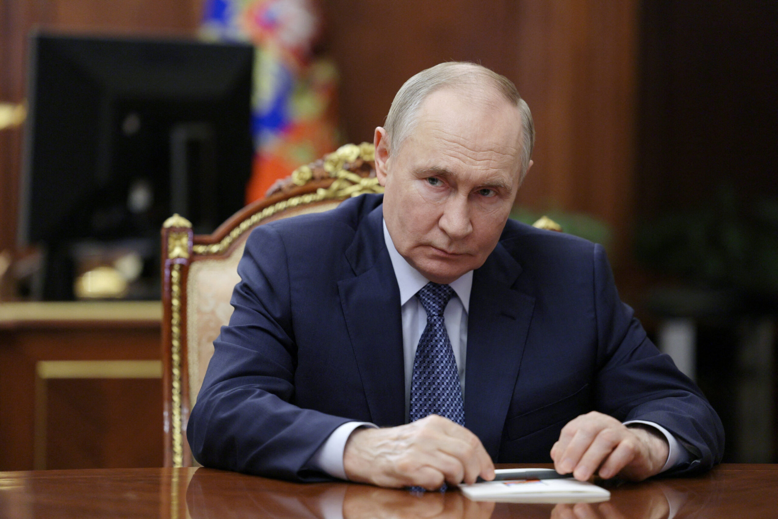 Trump envoy Witkoff urged to take tough approach with Putin in make-or-break meeting to end Ukraine war before sanctions