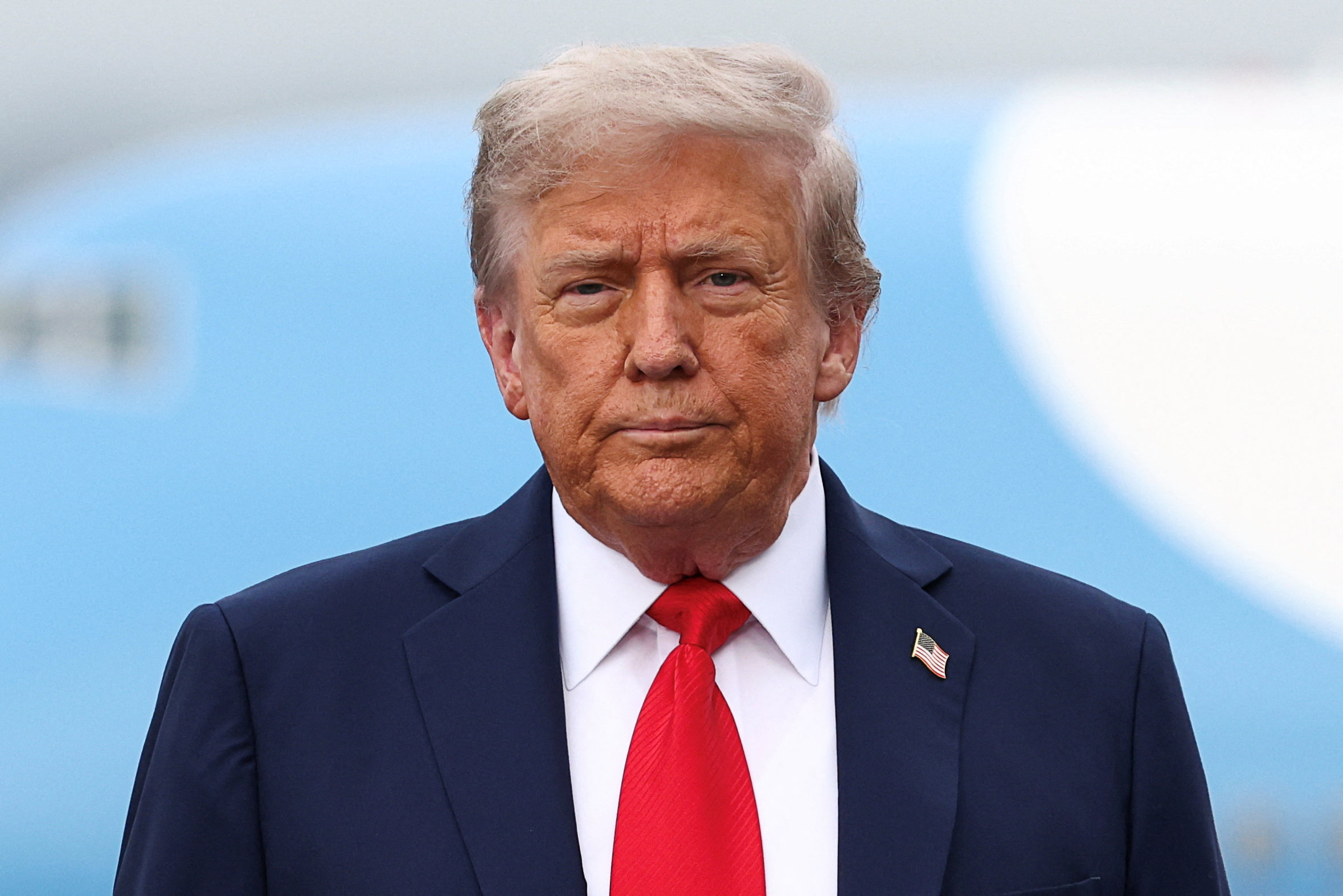 Trump says he’ll sign order banning mail-in ballots, voting machines ahead of 2026 midterms