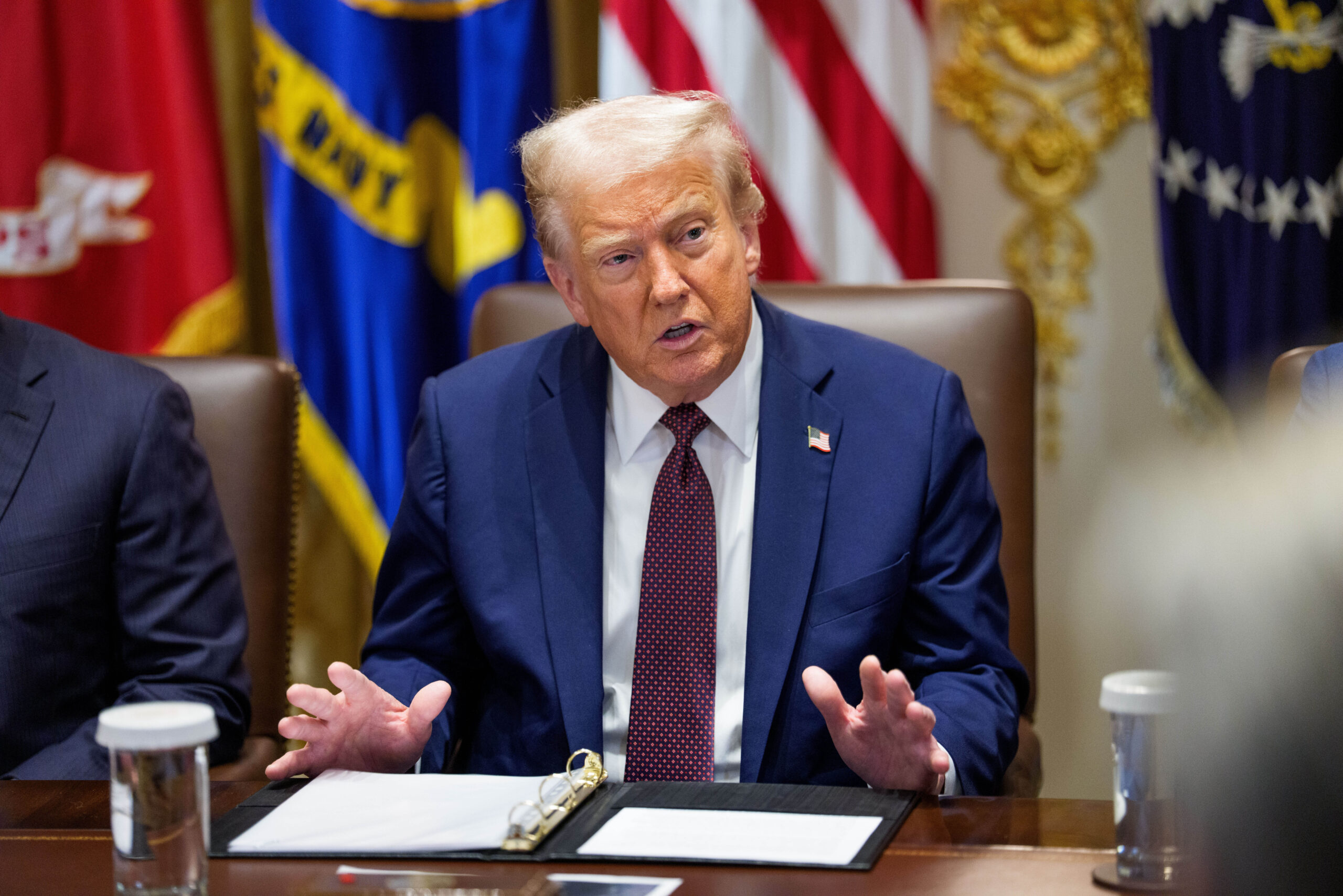 Trump admin fines illegal migrants $6.1B for refusing deportation orders: report