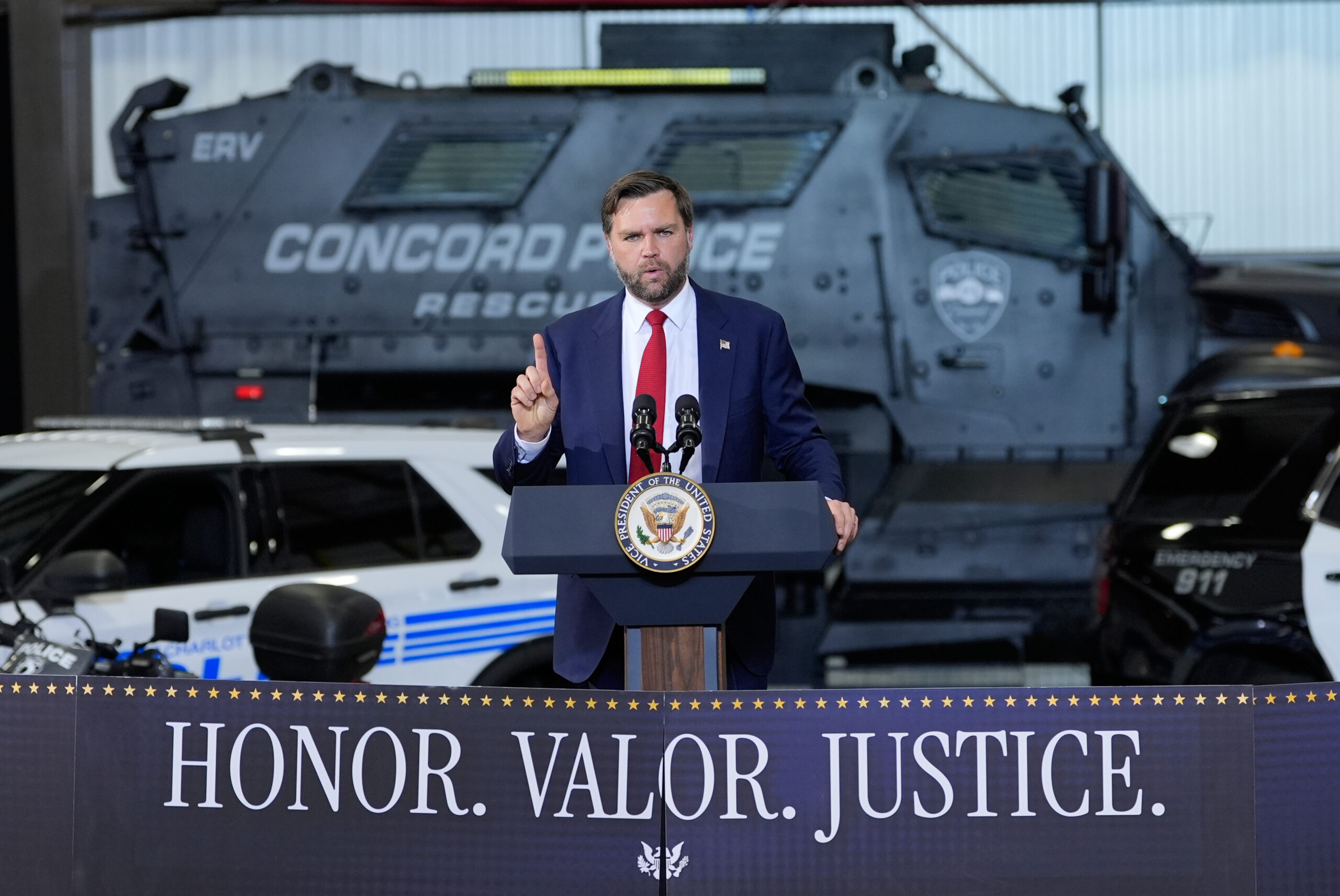 Vance tears into Democrats, calls out Gavin Newsom after Dallas ICE shooting: ‘You can go straight to hell’