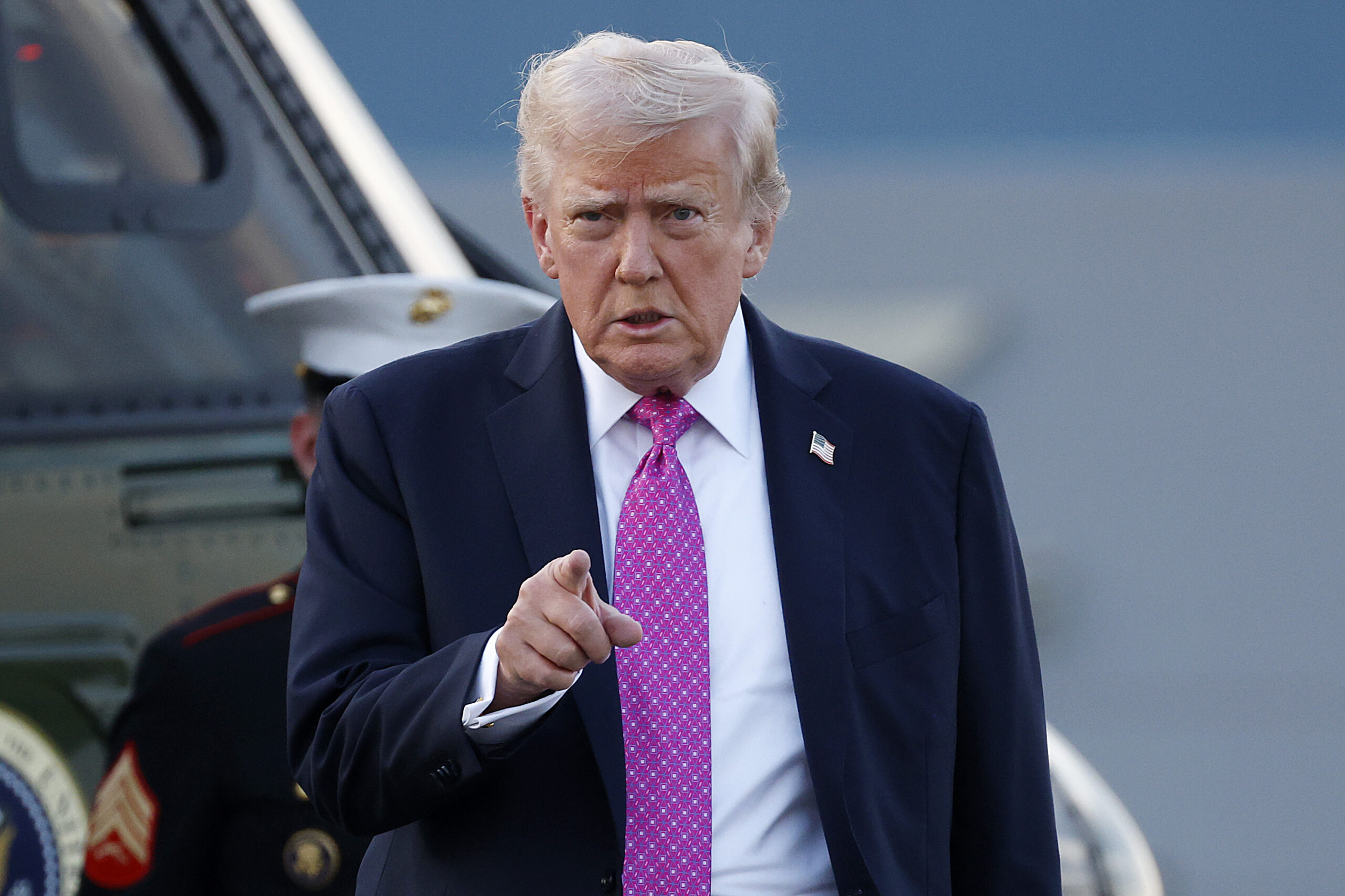 Trump urges Republicans to back stopgap bill as Dem leaders weigh shutdown fight: ‘Fight back against the Radical Left’