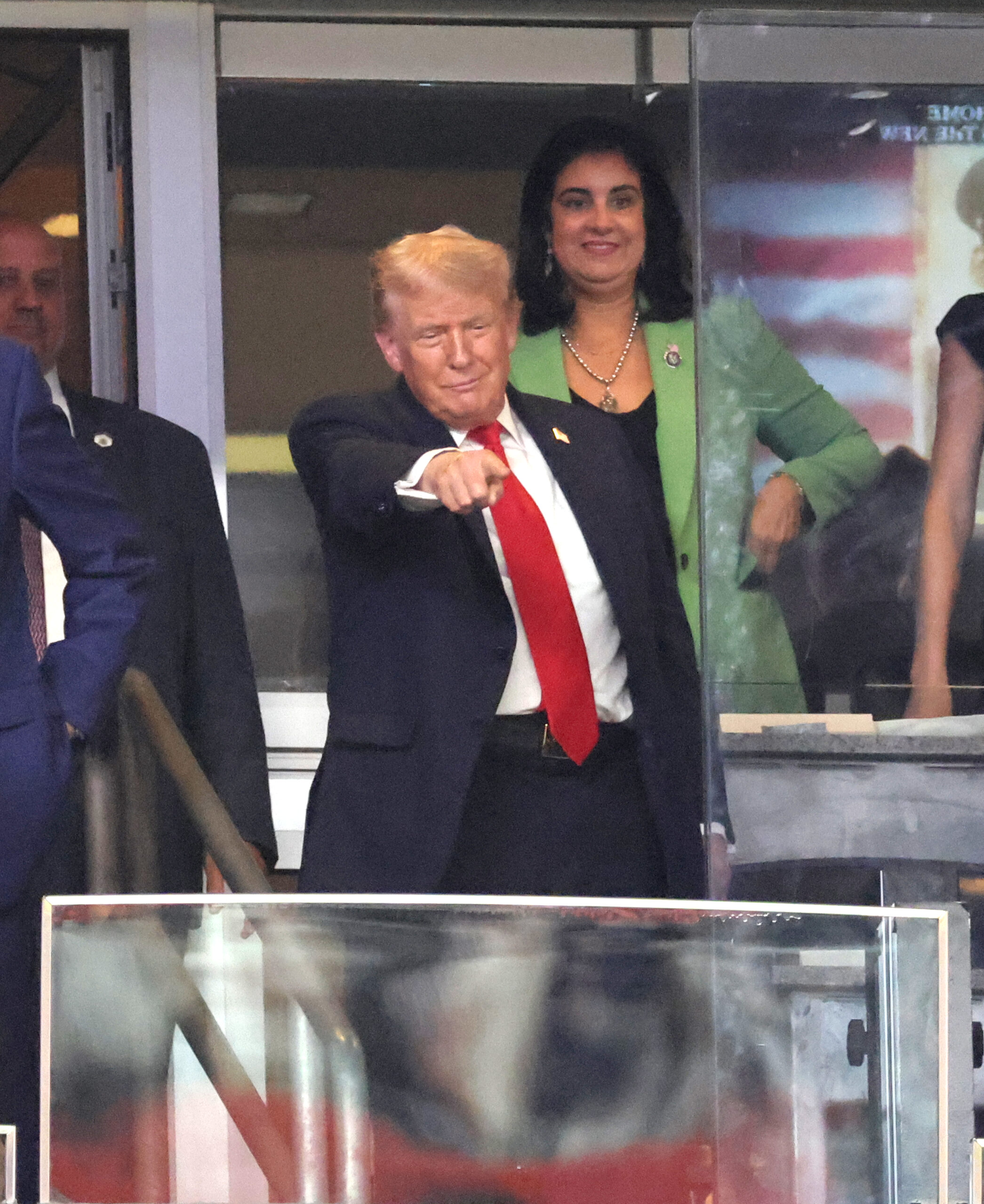 Trump cheered on at Yankee Stadium by fans — accurately predicts victory: ‘You’re gonna win’