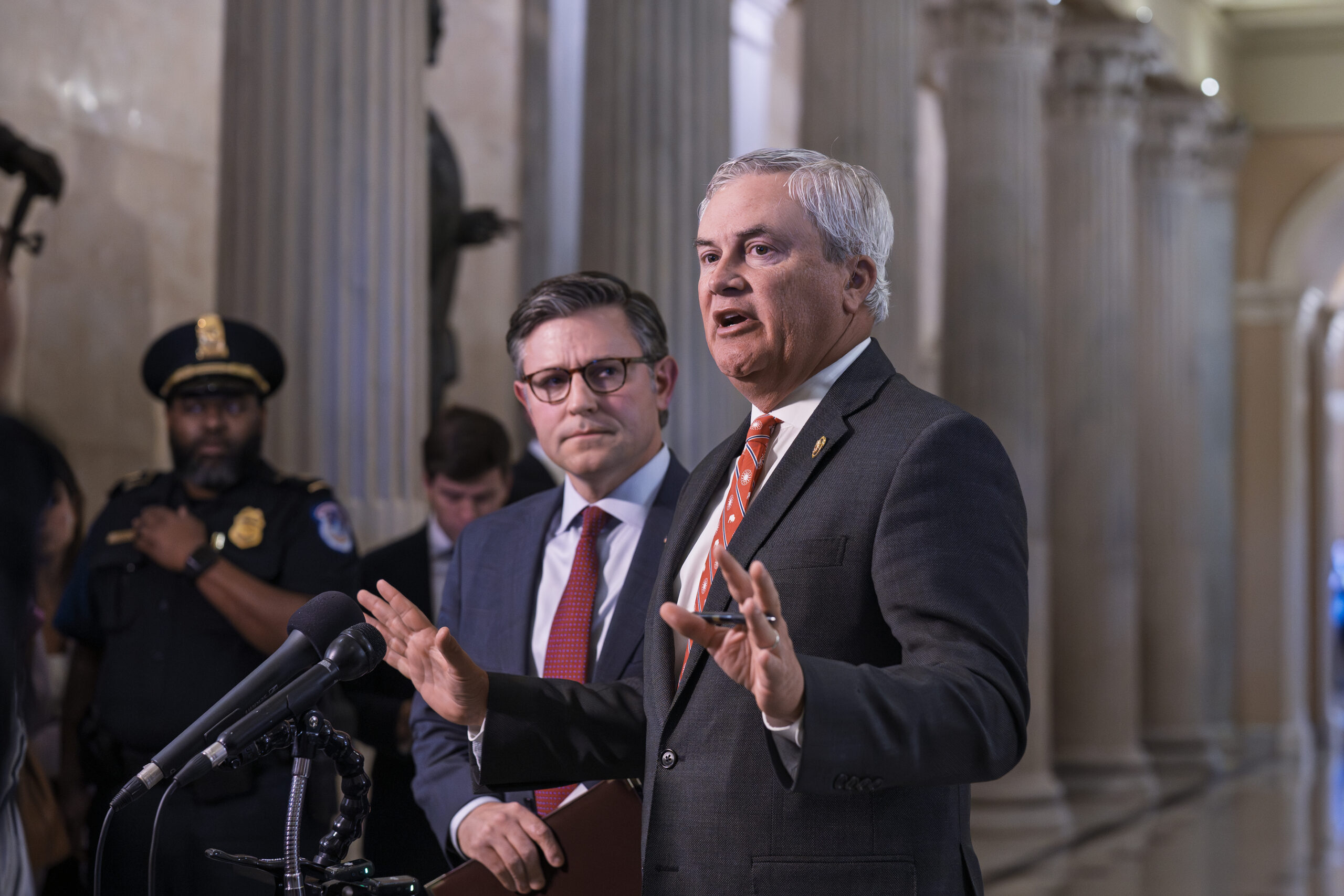 Jeffrey Epstein’s victims revealed ‘additional’ persons of interest in meeting with House lawmakers, Rep. James Comer says