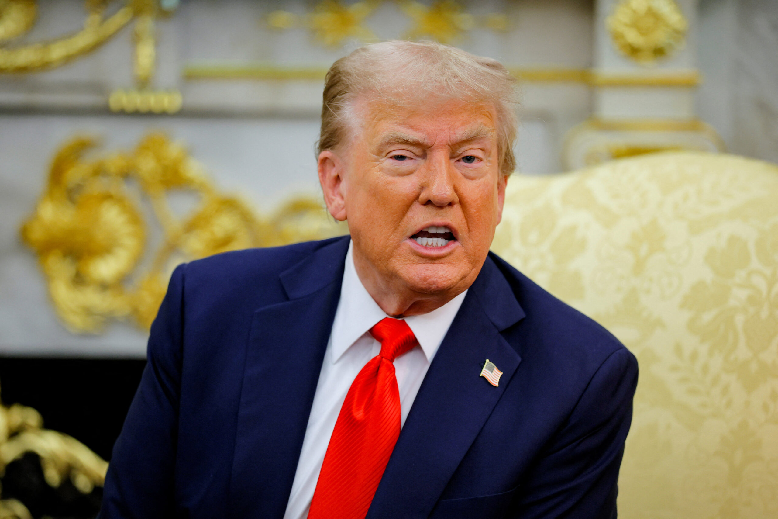 Trump sets deadline to thin field in crowed NYC mayoral race in attempt to fight off Mamdani: ‘He’s going to do whatever he has to do’