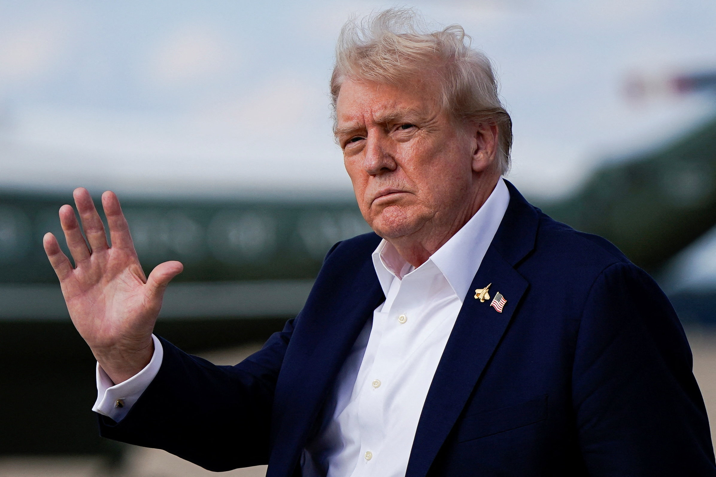 Trump plans to crash Hegseth’s ‘very nice’ mystery meeting with top generals