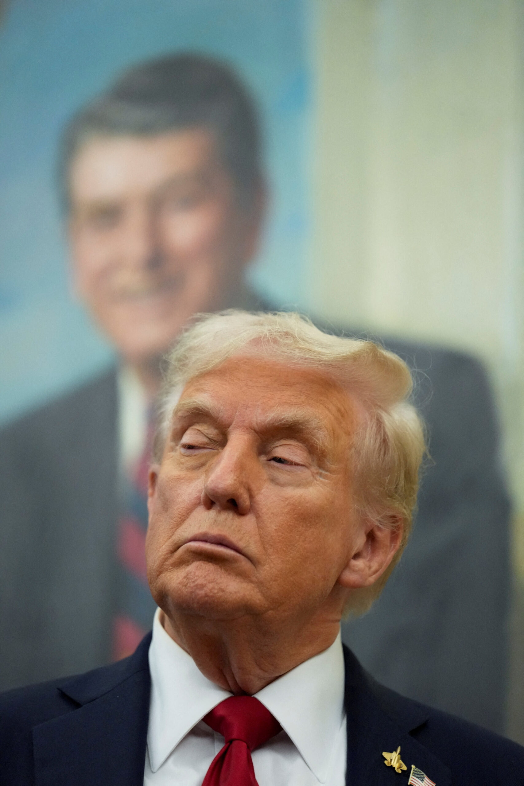 Trump threatens ‘irreversible’ actions if Dems force government shutdown