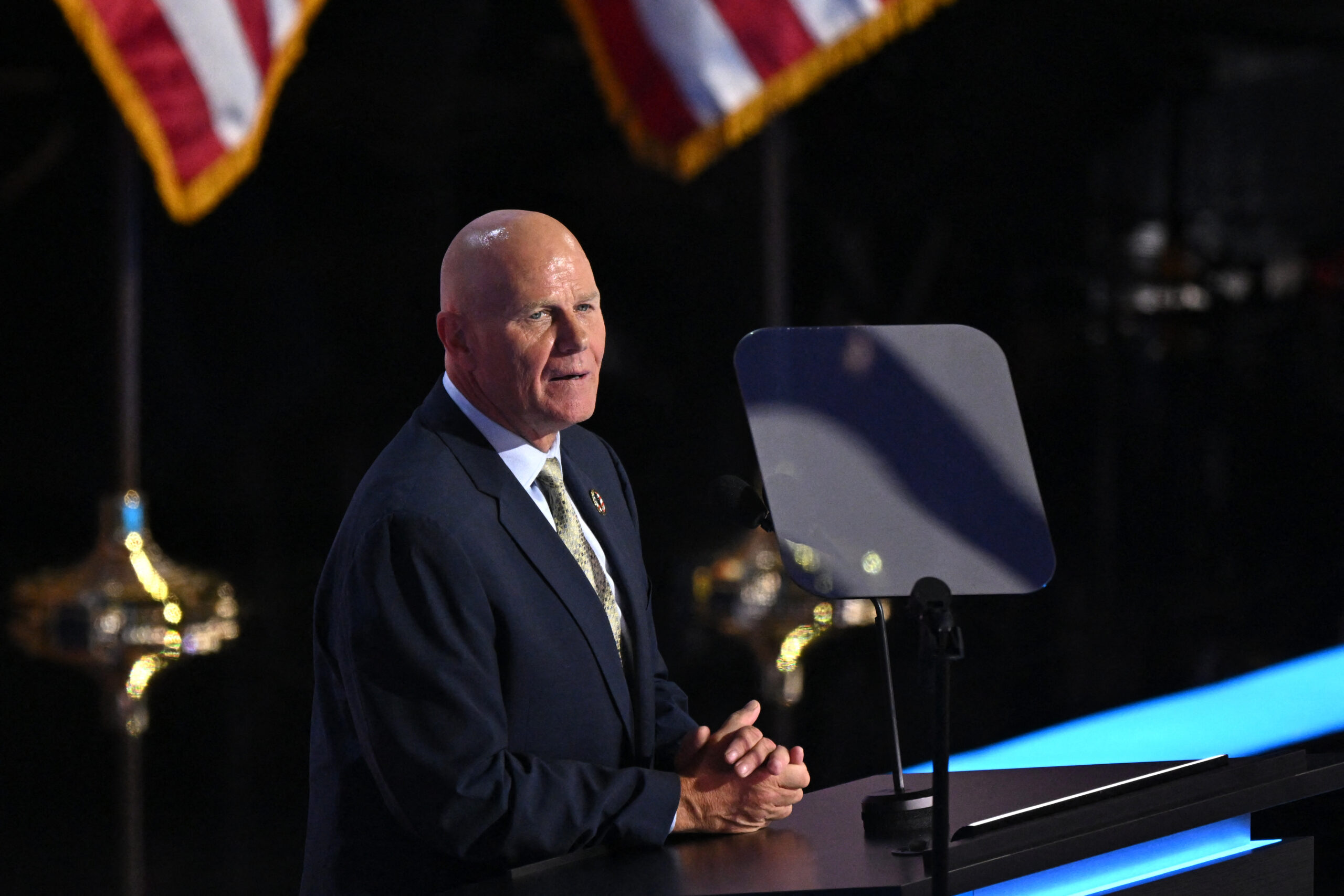 NYC Steamfitters union urges lawmakers to pass stopgap funding bill to end government shutdown