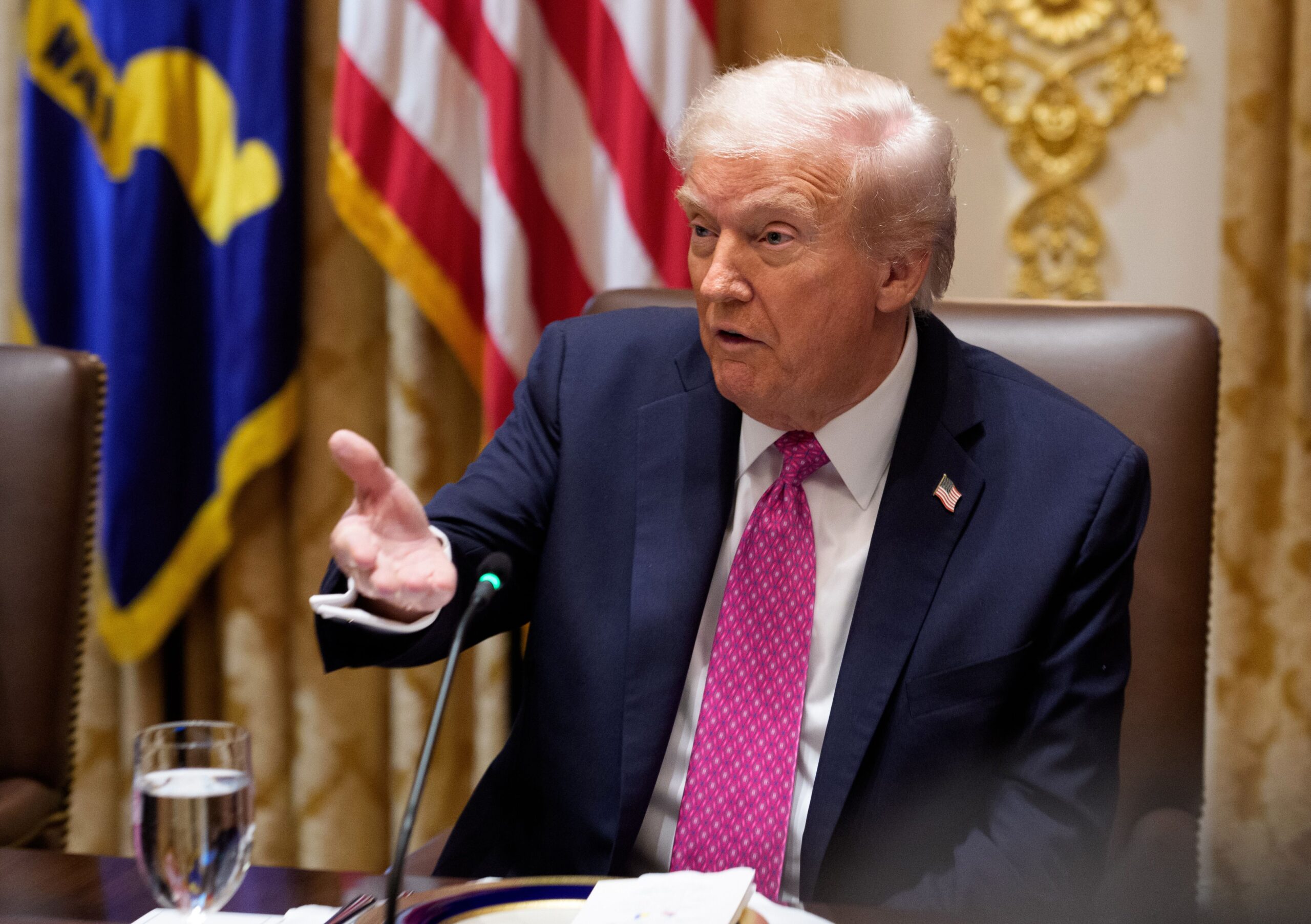 Trump says Ukraine might not need Tomahawks to end war as Zelensky pitches drone deal