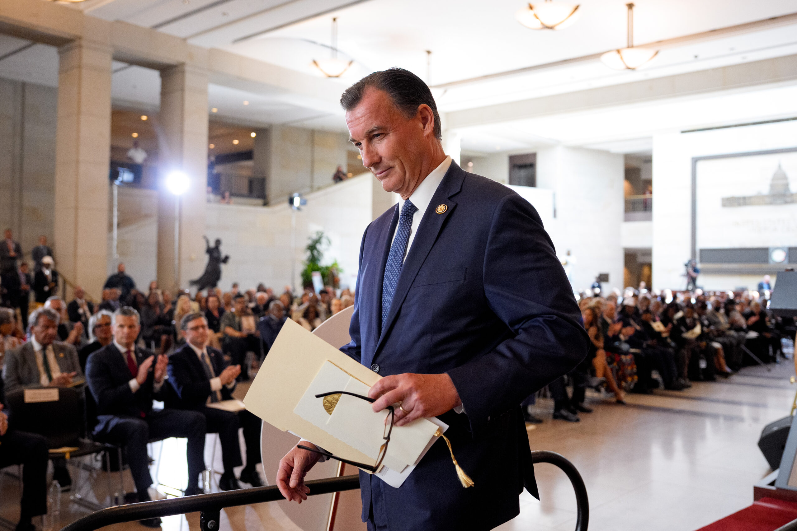 Long Island Dem Rep. Tom Suozzi slapped with ethics complaint over alleged STOCK Act violations