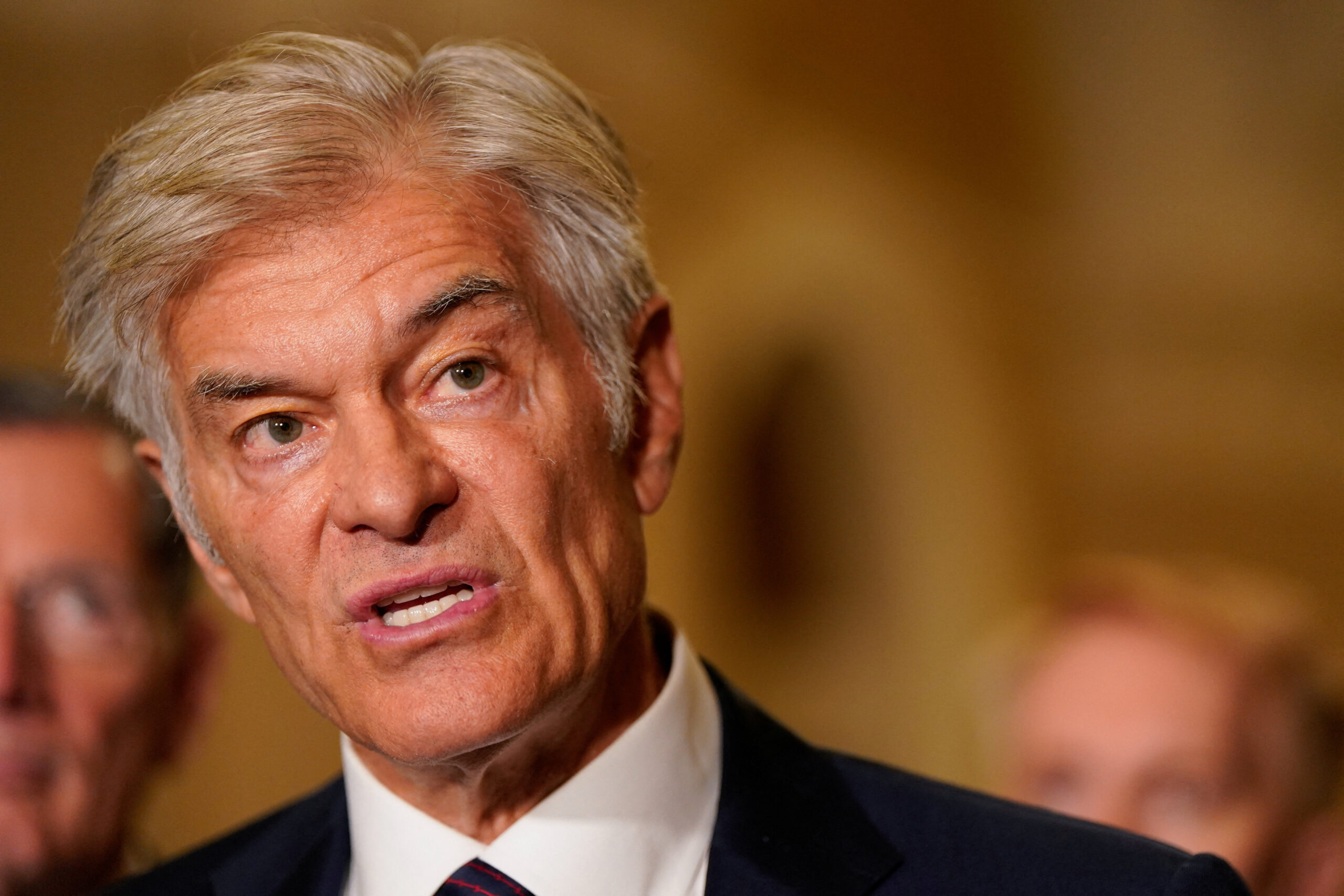 Dr. Oz accuses Dems of ‘gaslighting’ Americans over Medicaid payments to illegal immigrants