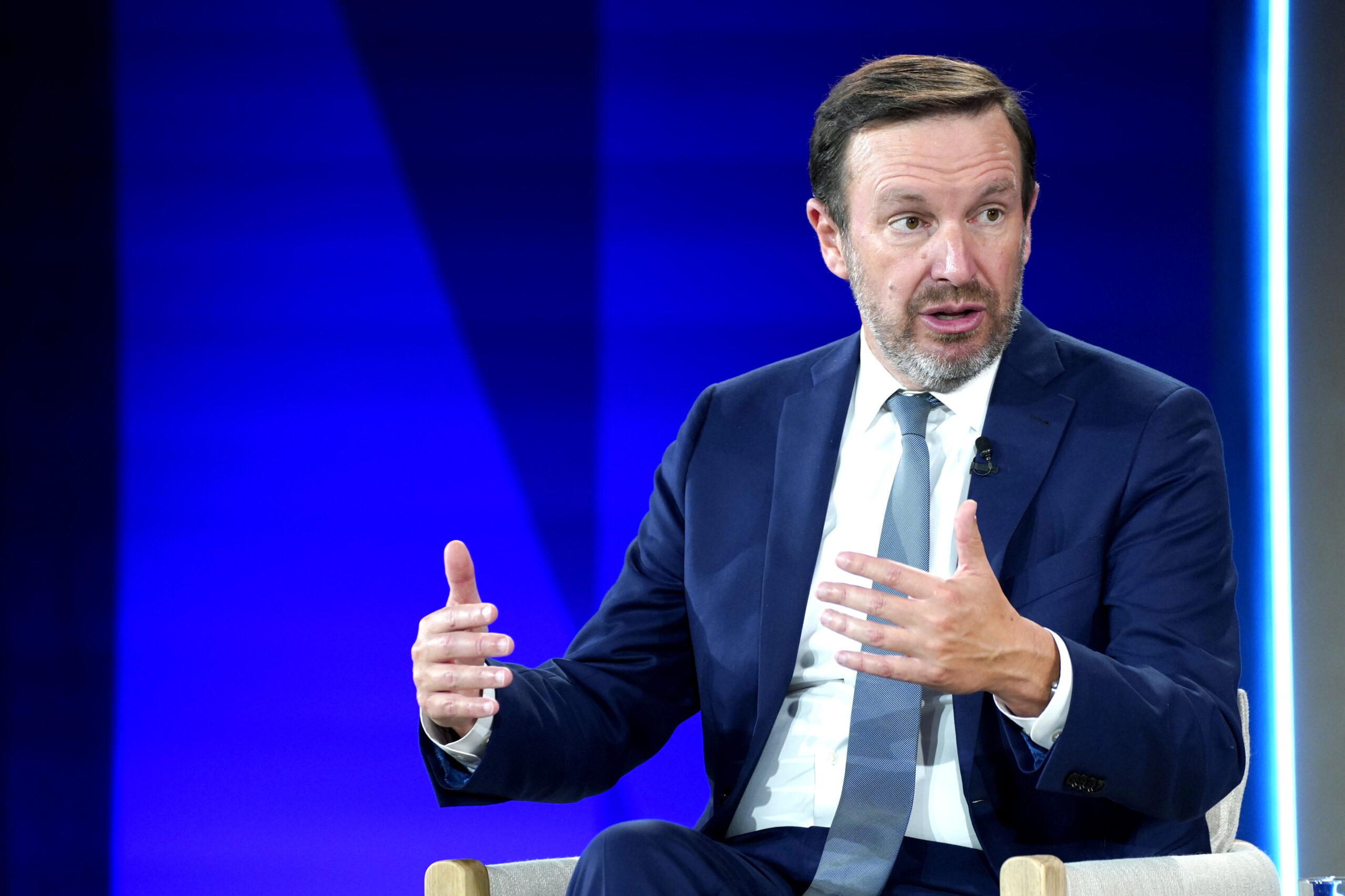 Sen. Chris Murphy suggests Dems could end shutdown if GOP agrees to $20 billion deal, far less than prior $1.5 trillion ask