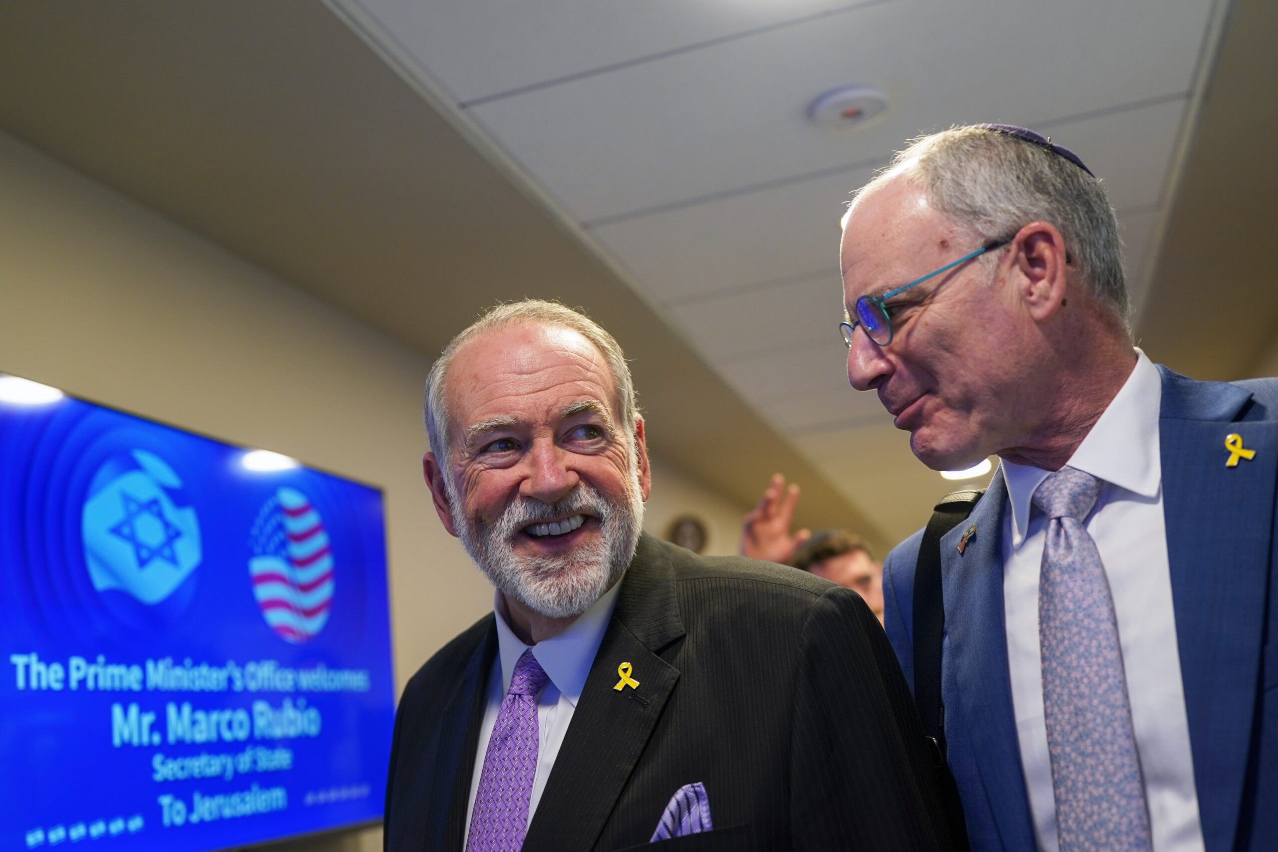 Mike Huckabee fires back at Tucker Carlson’s offensive rant about ‘brain virus’ of Christian Zionism