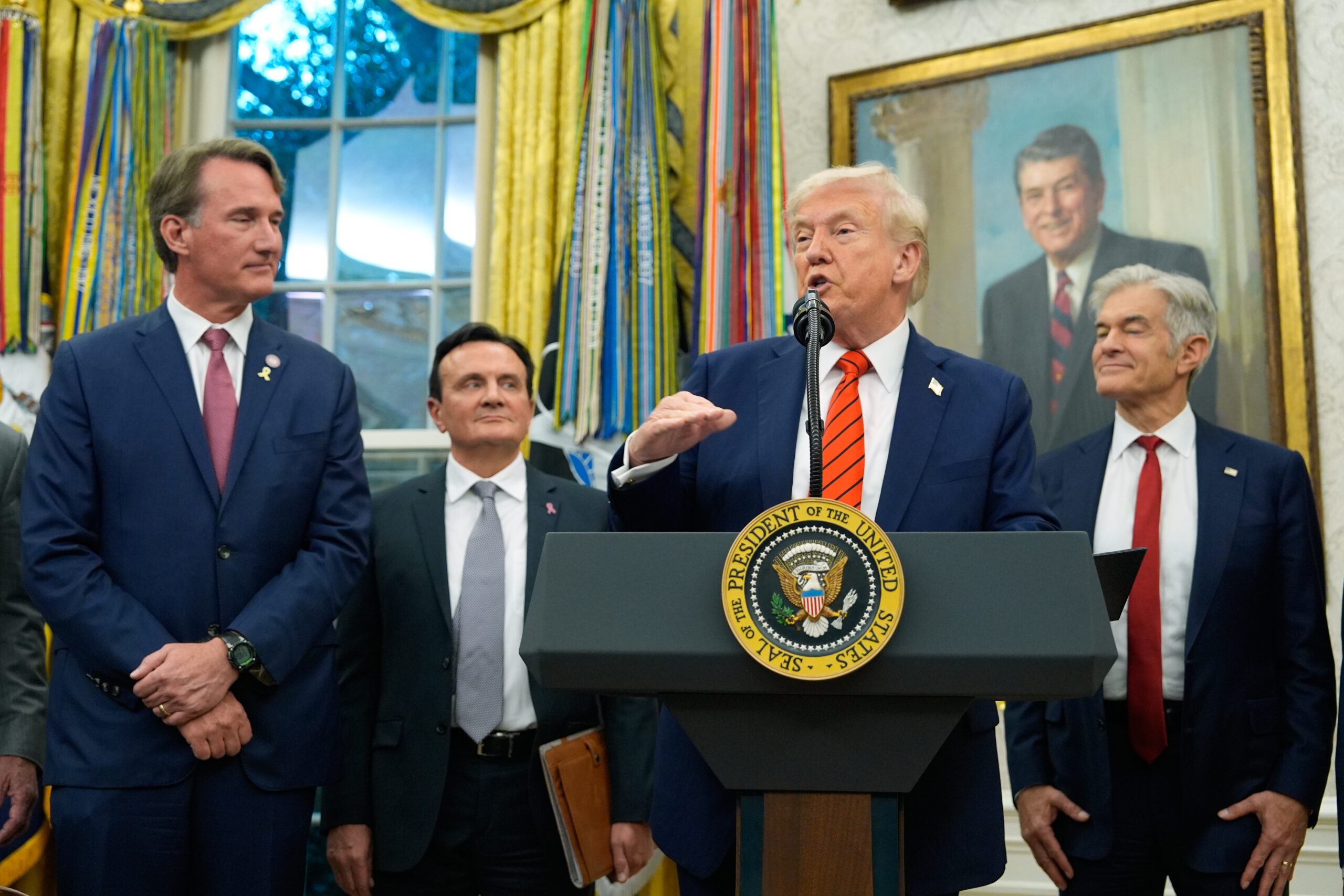 Trump gives new details on Mideast trip as Hamas set to free hostages after reaching cease-fire deal 