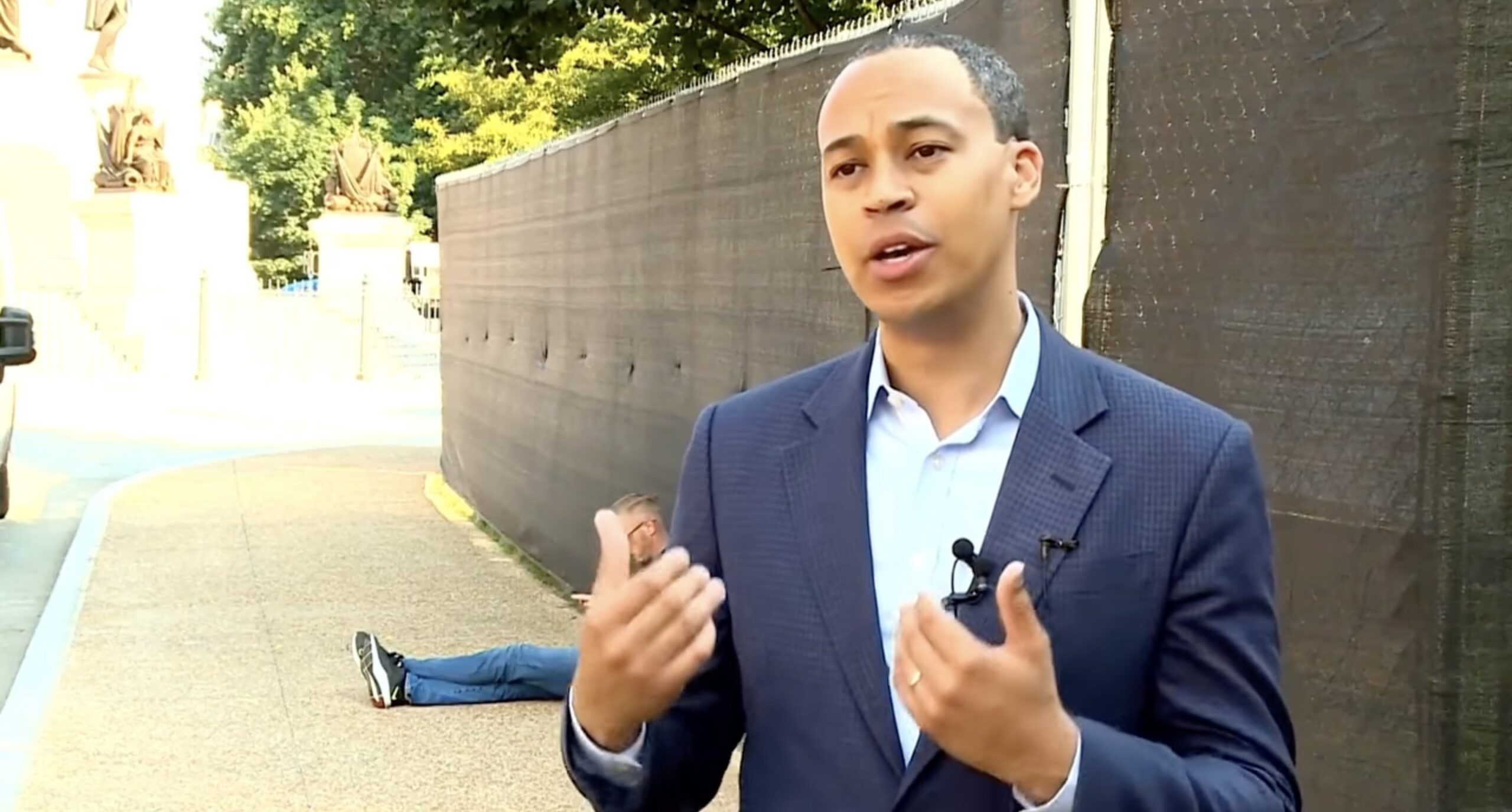 Dem Virginia AG candidate Jay Jones fantasized about a GOP pol getting ‘two bullets to the head’ in shocking text messages 