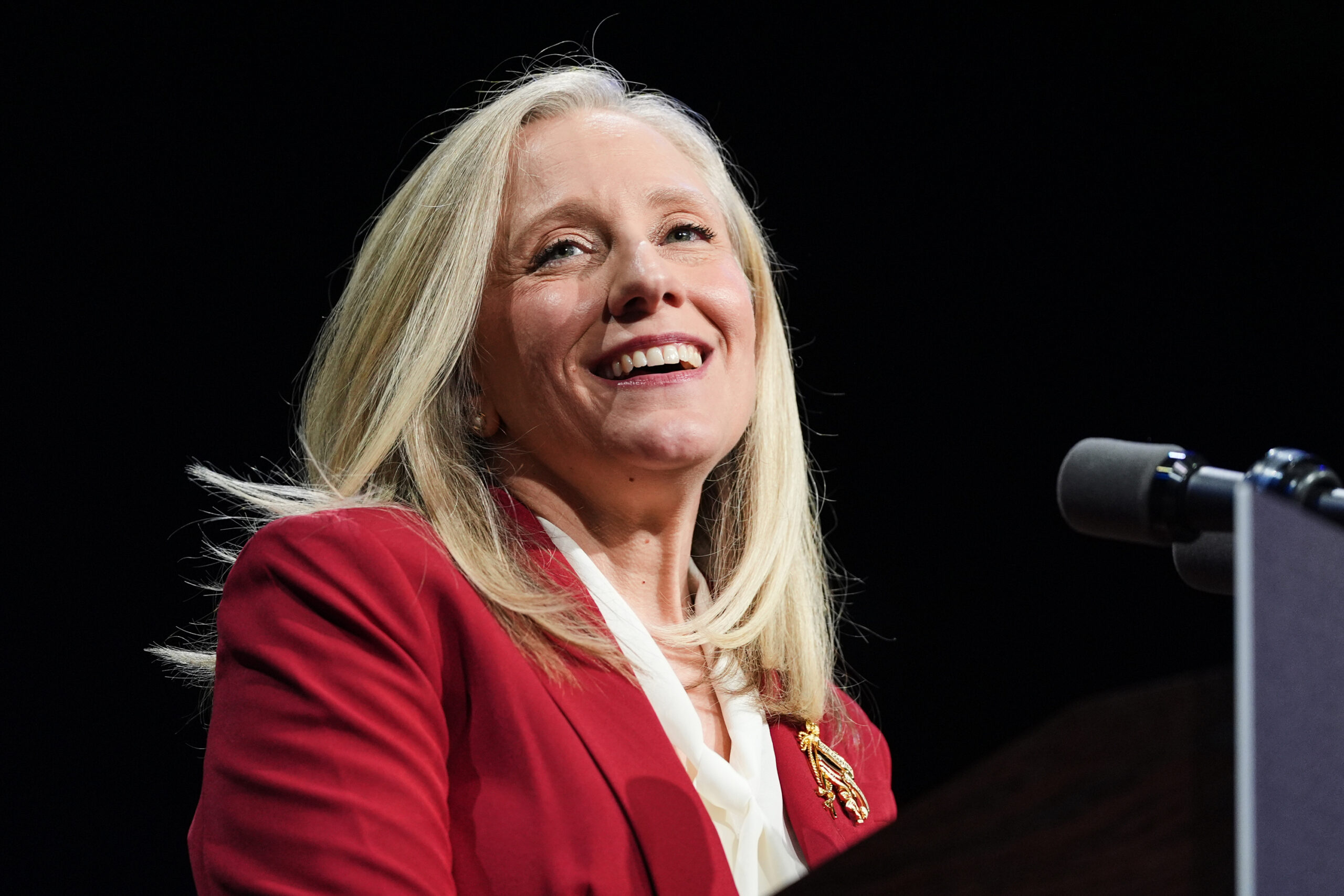 Va. Gov.-elect Spanberger urges Dems not to prolong shutdown