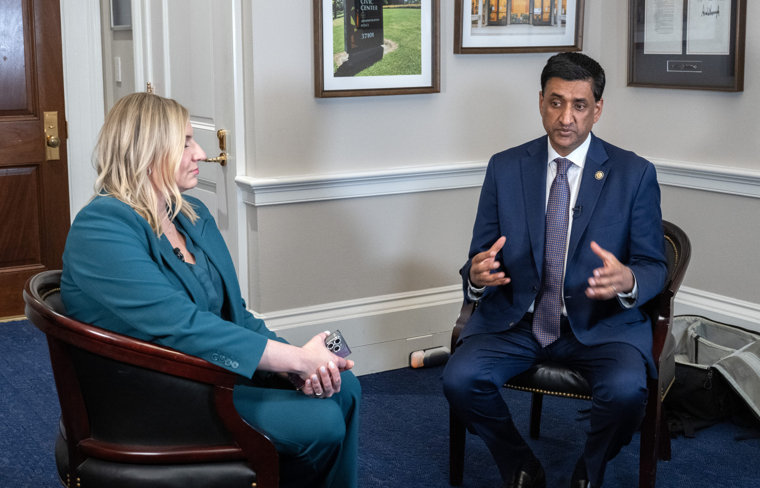 Lefty Rep. Ro Khanna says Mamdani’s economics are too radical for him on at least 1 issue