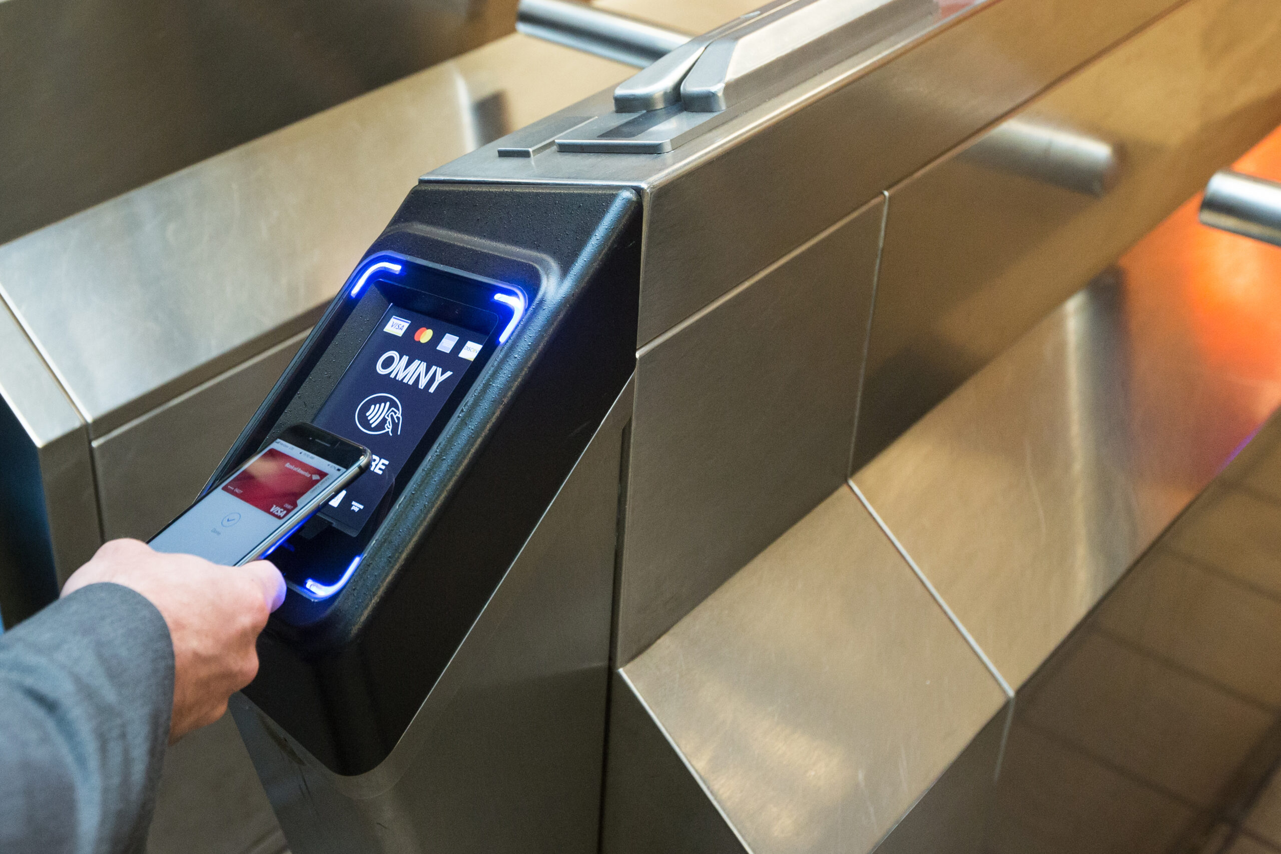 MTA boss gets the price of a MetroCard wrong while flippantly touting tap-to-ride switchover