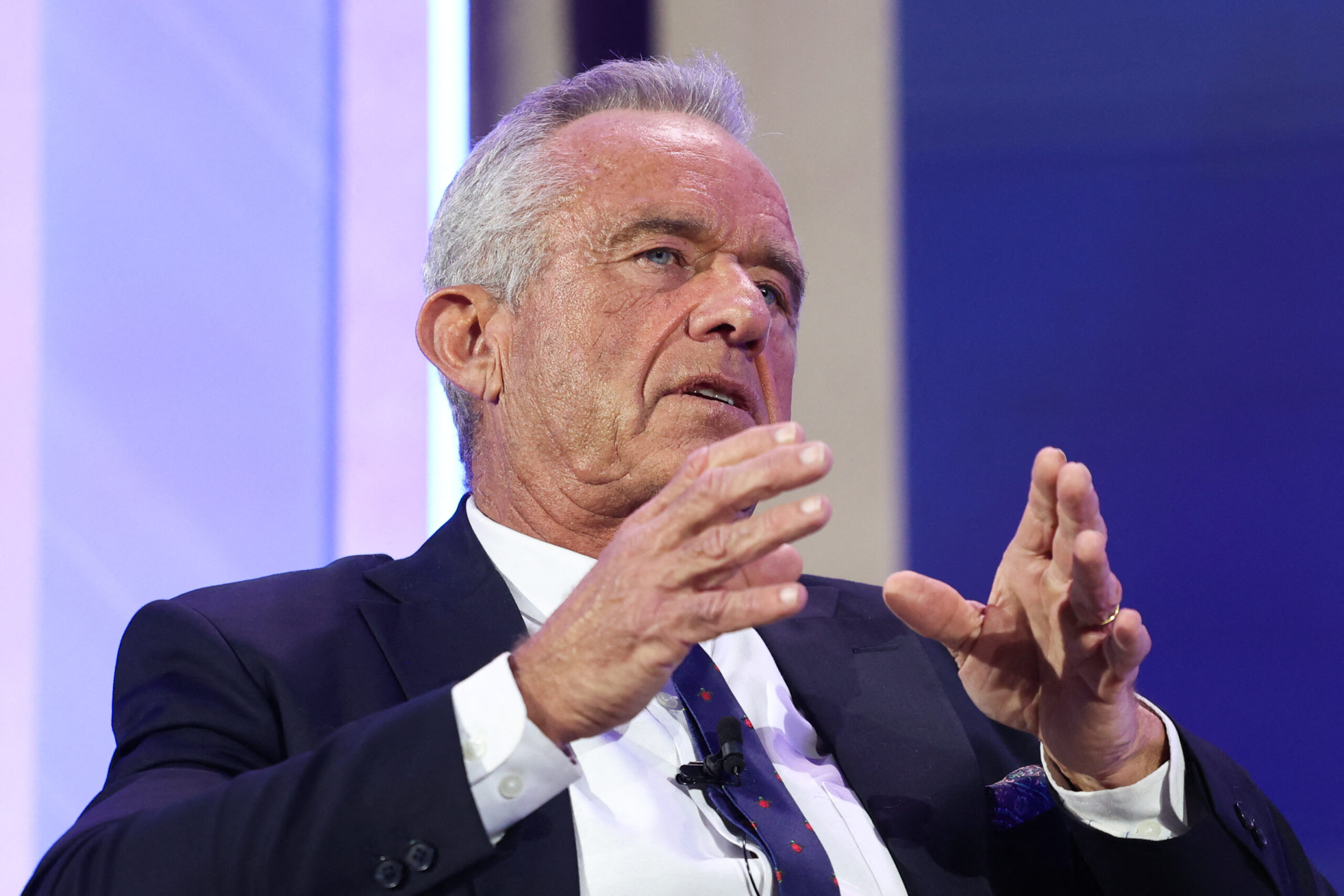 RFK Jr. allegedly smokes powerful psychedelic that gives people ‘near-death’ experiences: tell-all