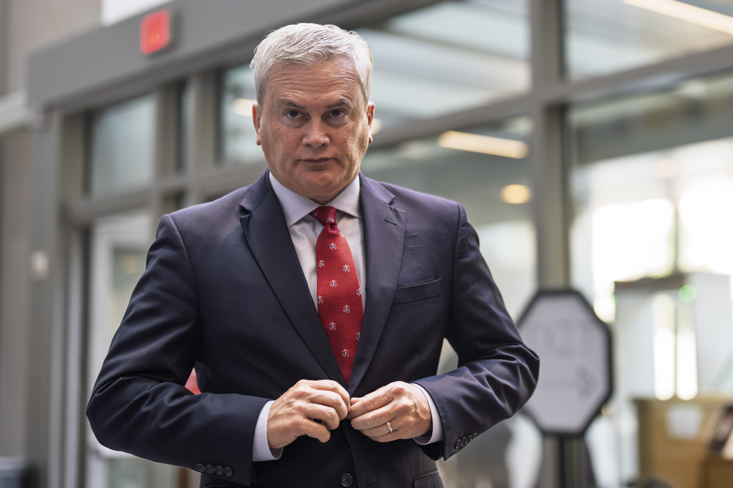 Oversight Chair James Comer fires off letters to Gov. Tim Walz, AG Keith Ellison about Minn. fraud — and potential evidence destruction