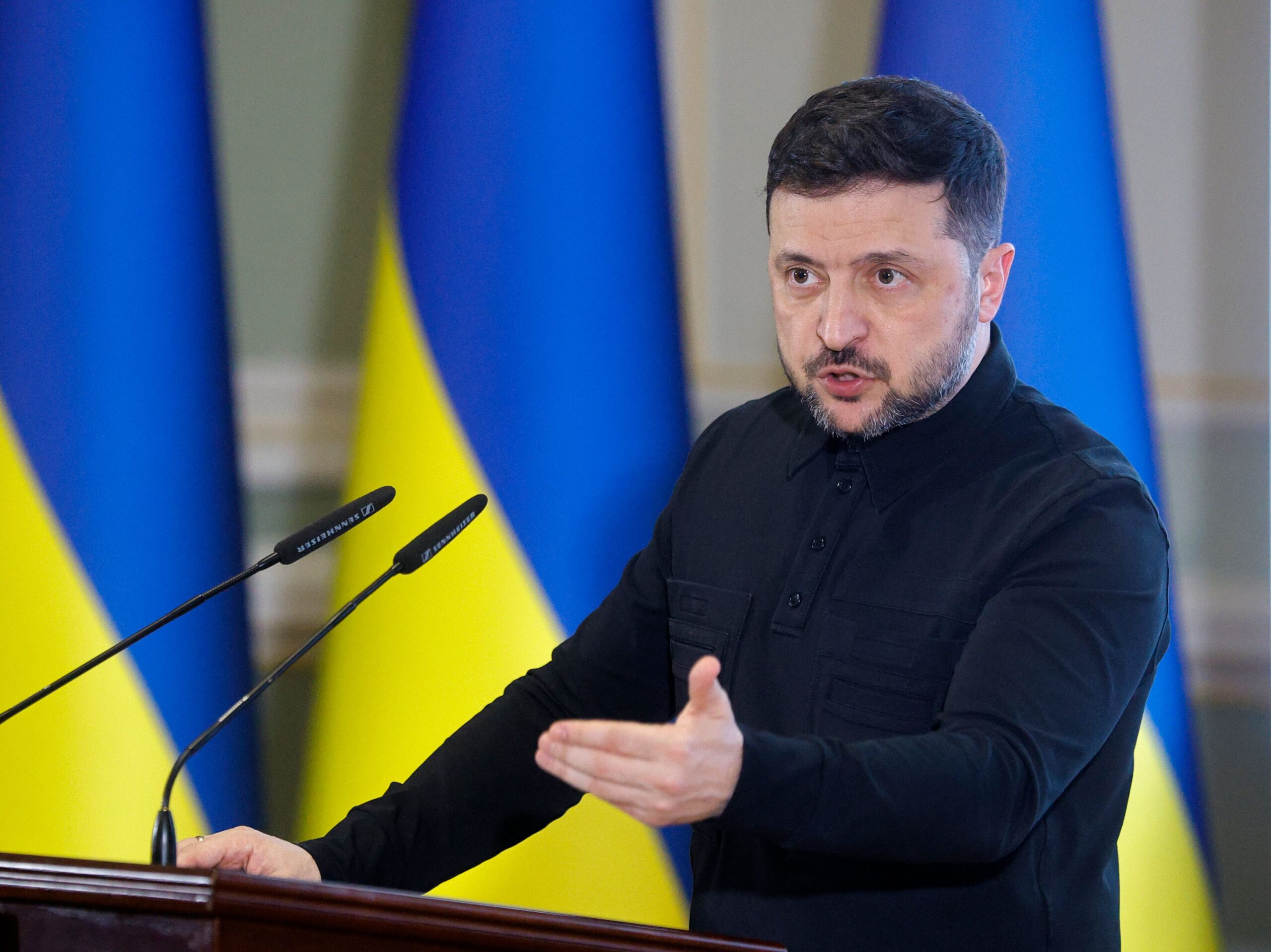 Zelensky warns Putin may be plotting Christmas strike on Kyiv as hopes for holiday miracle truce fade