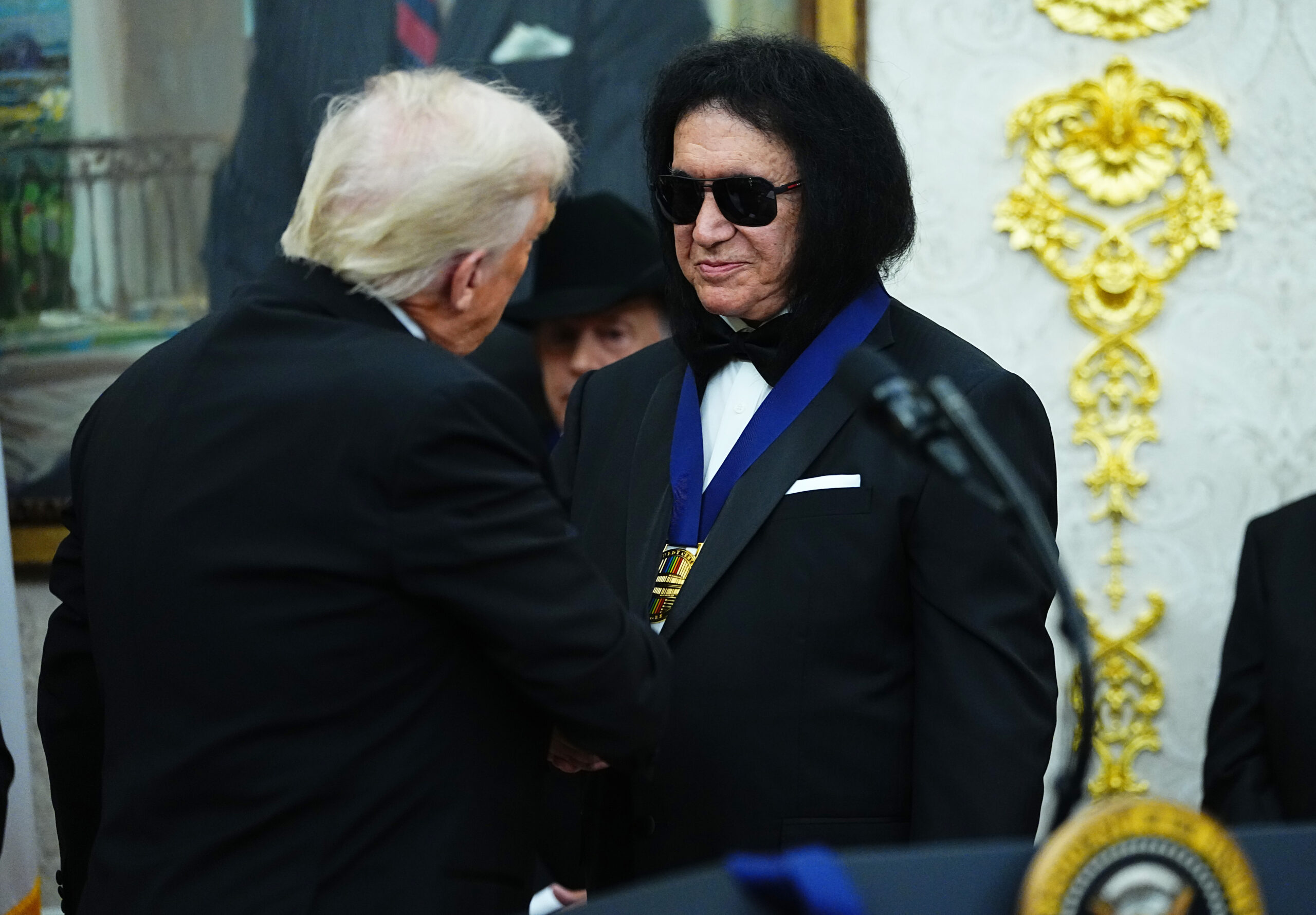 Trump awards medals to Kennedy Center Honorees Gene Simmons, George Strait, Gloria Gaynor and more in star-studded ceremony