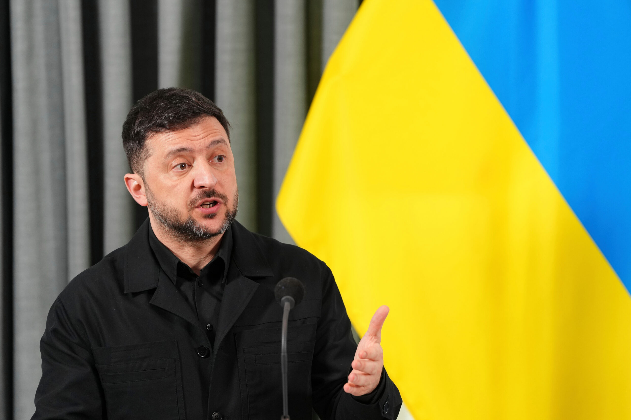 Zelensky thinks US would tighten screws on Russia if Moscow rejects Trump’s peace plan