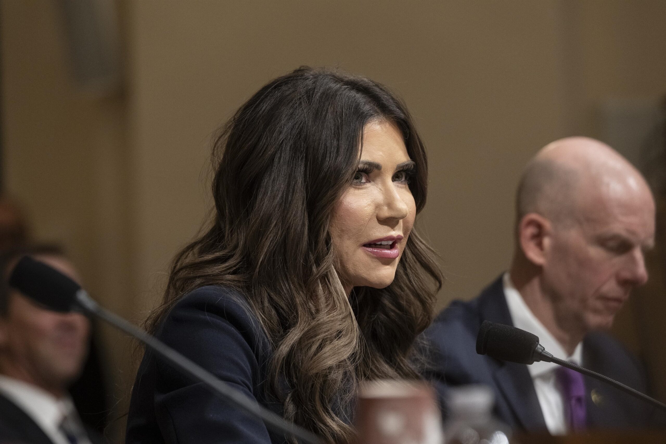 Noem for the holidays: DHS chief offers $3K ‘bonus’ to illegal migrants if they self-deport by Dec. 31