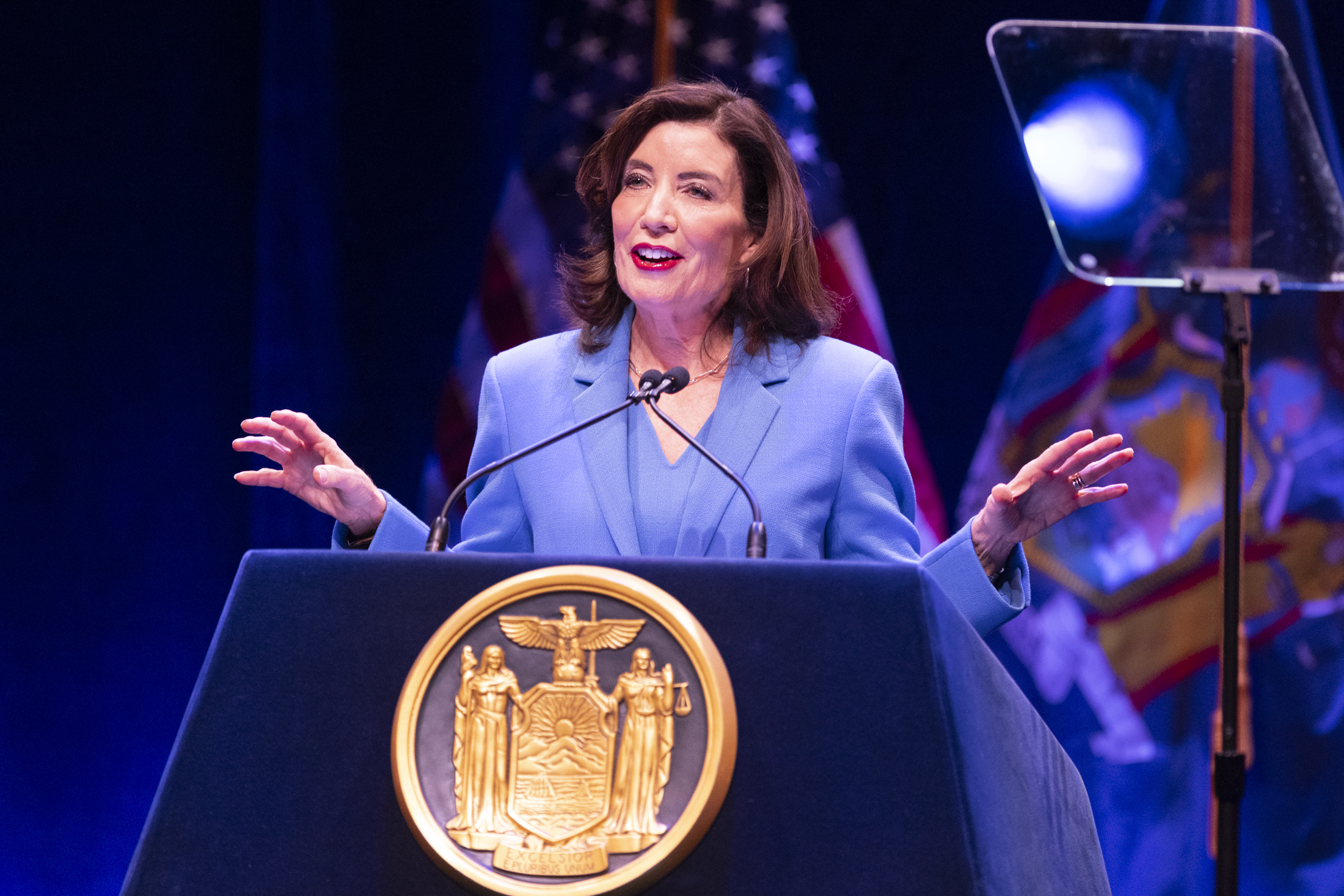 Cringe line in Hochul’s State of the State speech had NY crowd erupt in boos