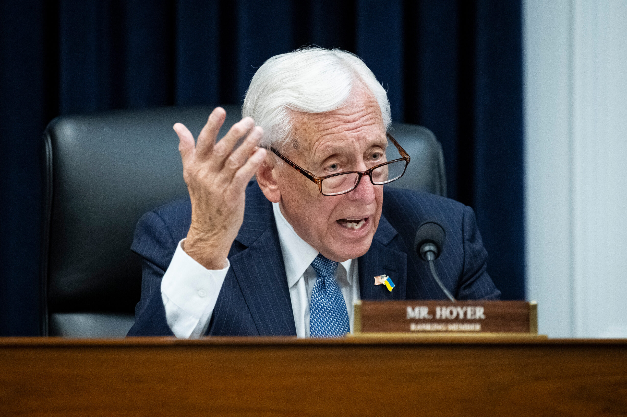 Steny Hoyer, longest-serving House Democrat, to retire from Congress