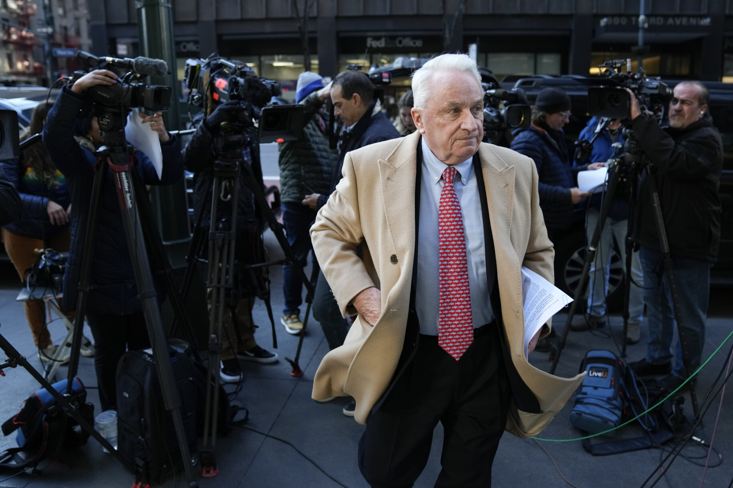 Rudy Giuliani’s lawyer tells ‘Pod Force One’ FBI didn’t want to touch Hunter Biden’s laptop during home raid: ‘Radioactive’