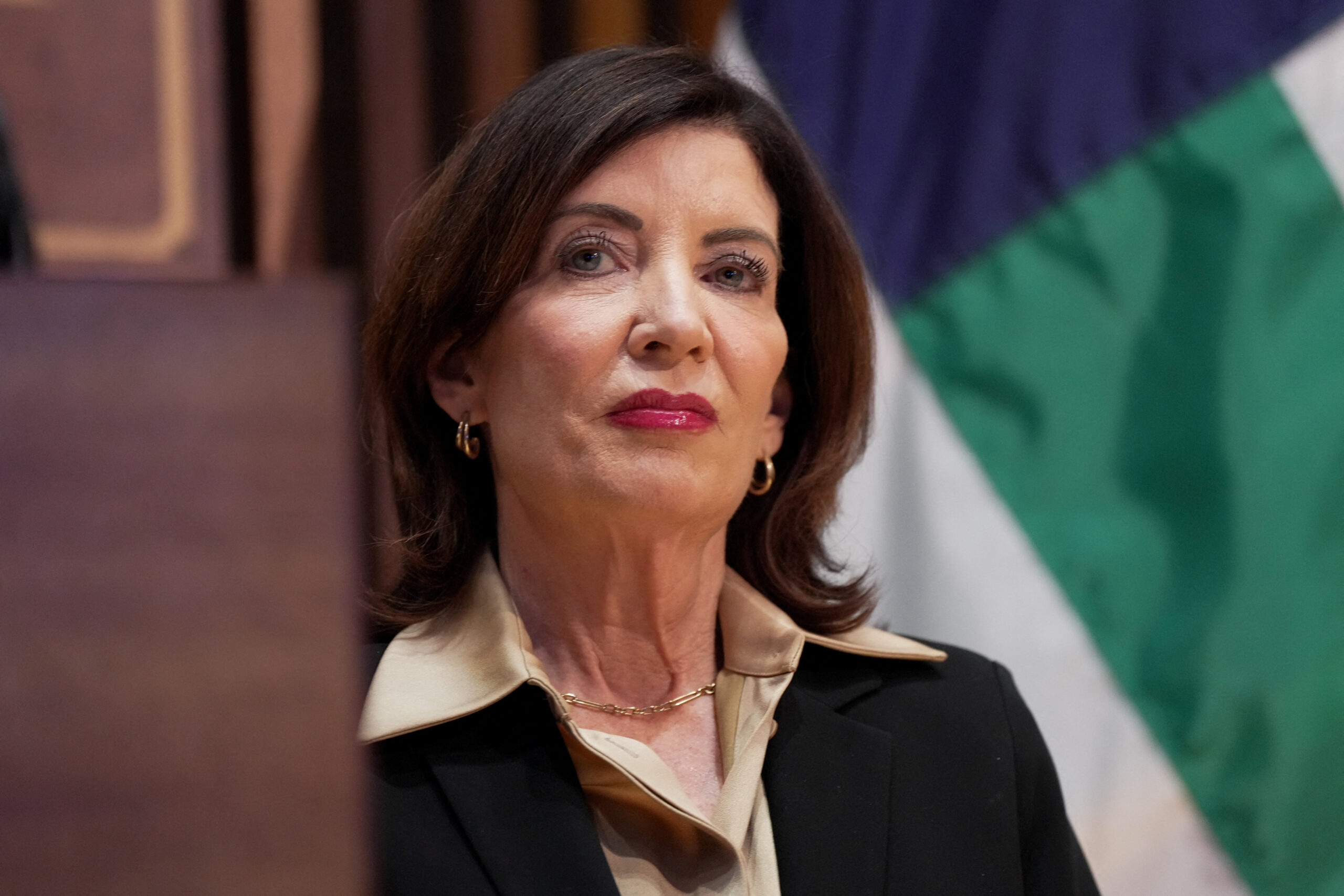 Gov. Hochul astonishingly admits she harassed an ICE officer in NYC, teases anti-ICE proposal