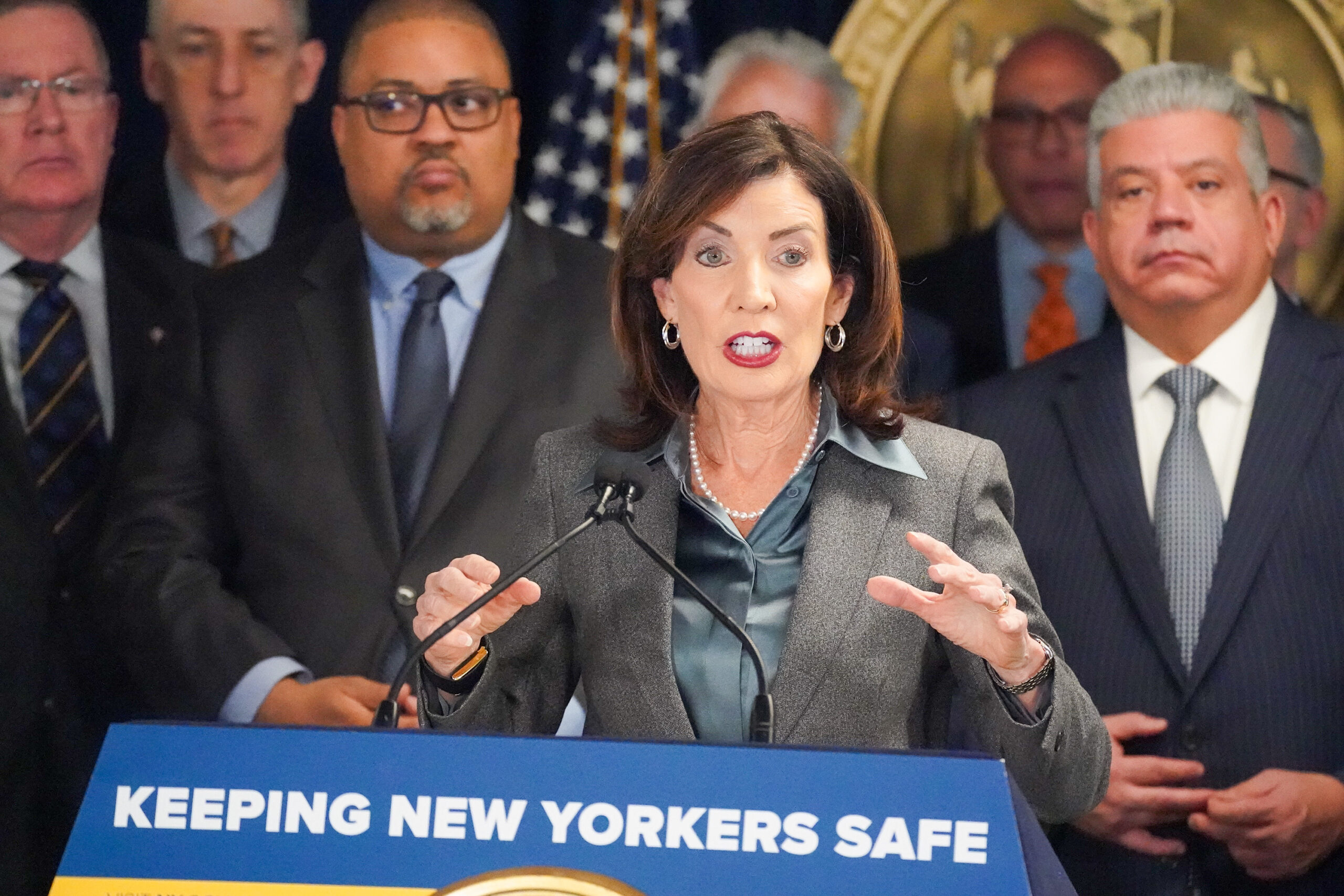 Hochul takes direct hit at Bruce Blakeman with new anti-ICE proposal — but denies playing politics