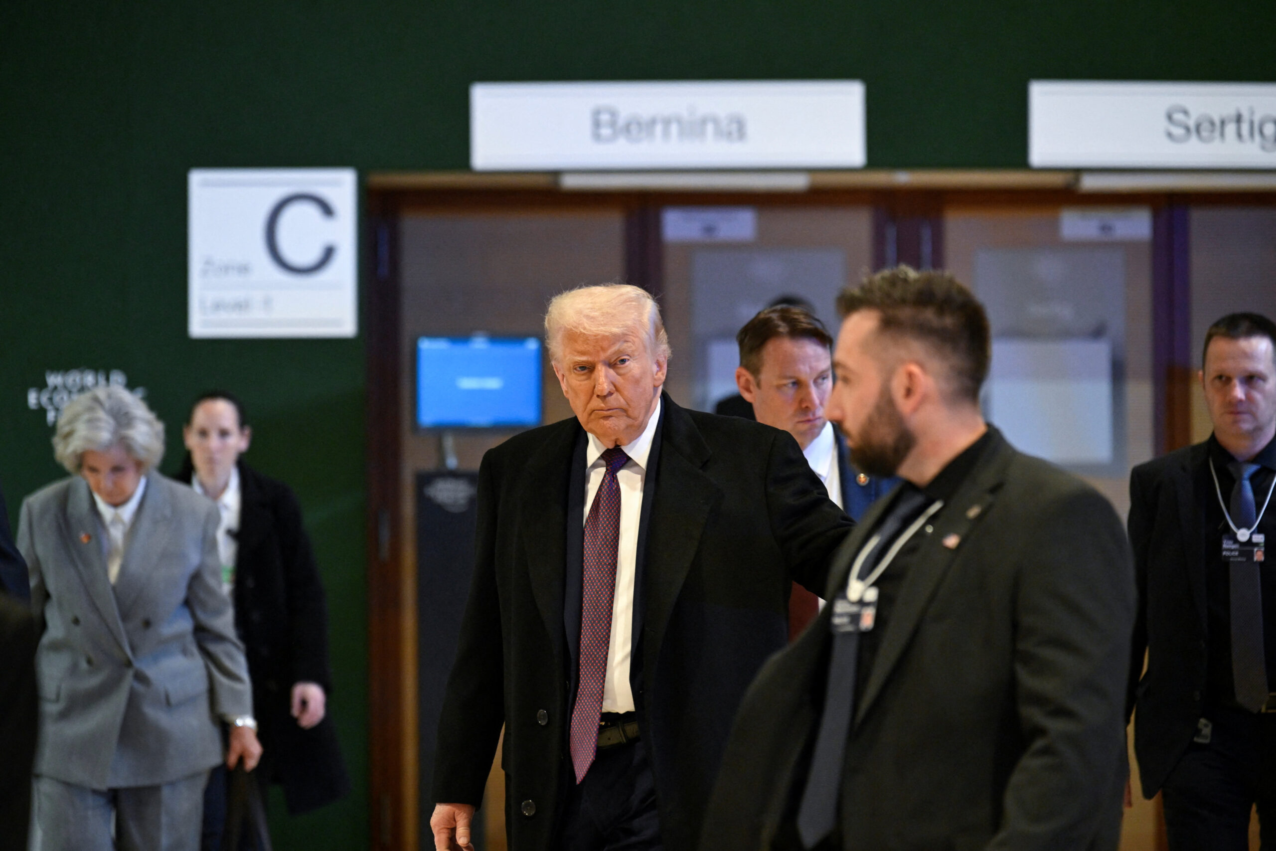 Trump, Zelensky meet behind closed doors at Davos : ‘It was good’
