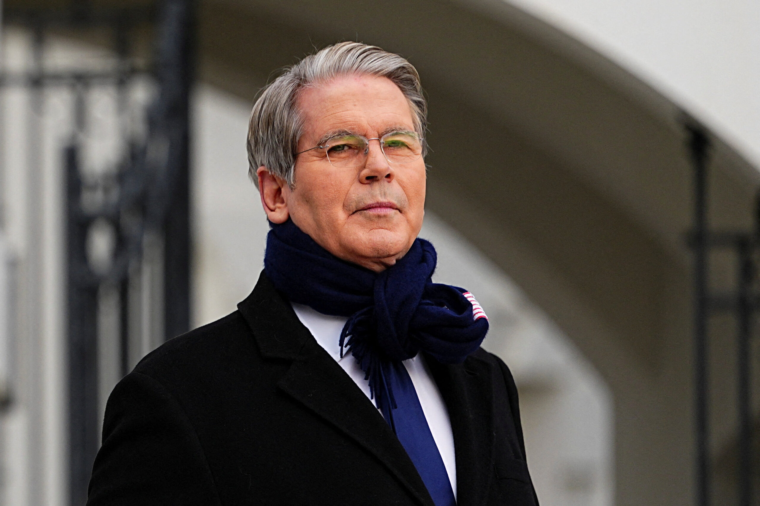 US could lift additional sanctions on Venezuela next week to facilitate oil sales