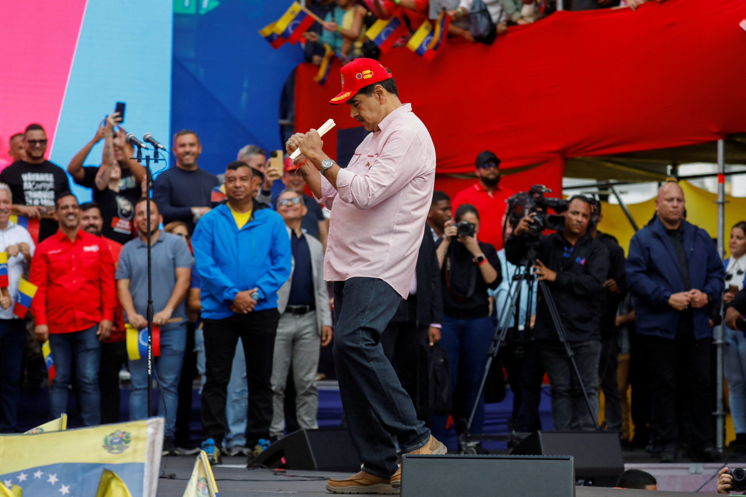 Nicolas Maduro seemingly taunted US with dancing TikTok video, rendition of John Lennon’s ‘Imagine’ days before capture