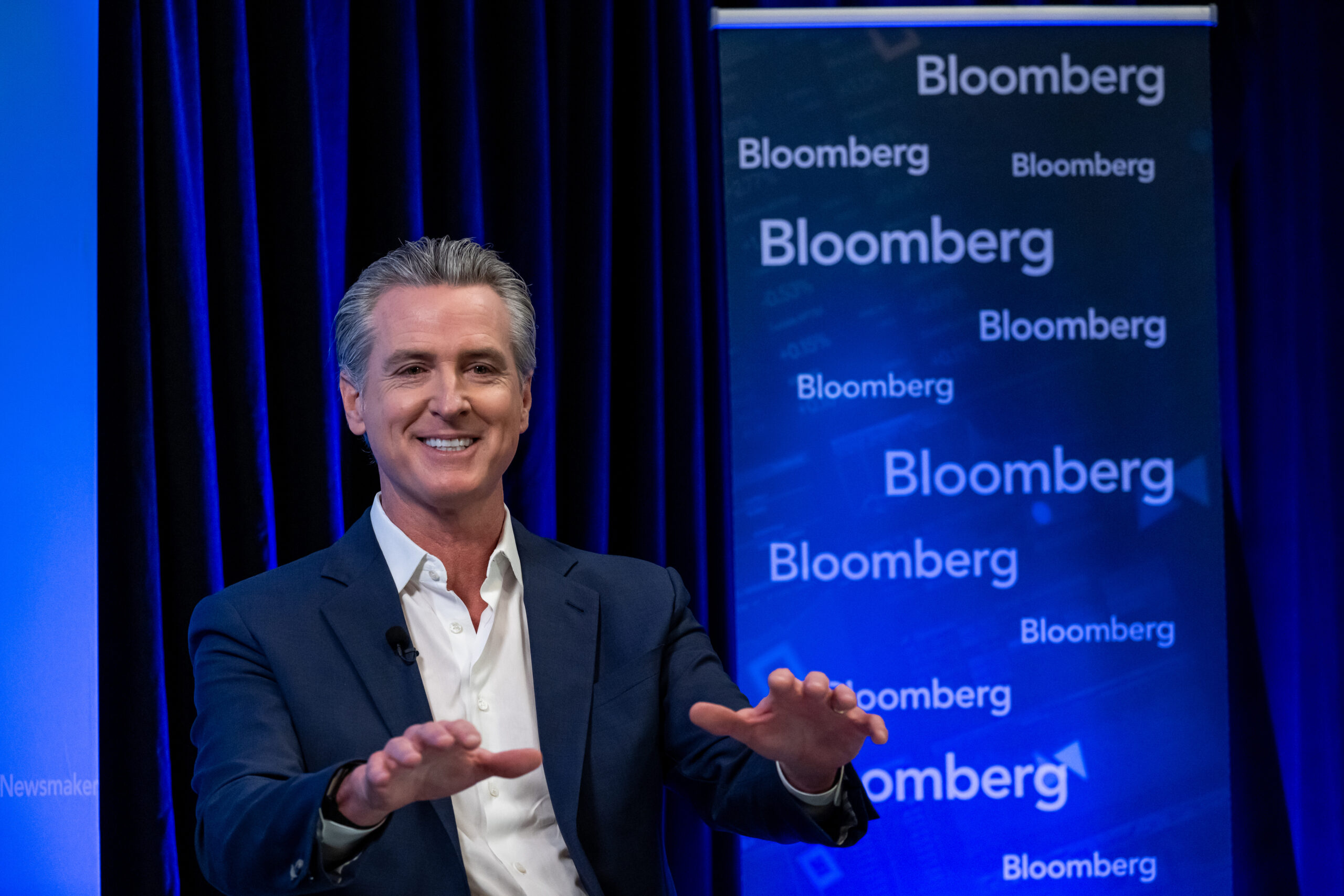Gavin Newsom is a Tony Robbins superfan – and credits self-help guru for  ‘confidence and authority’