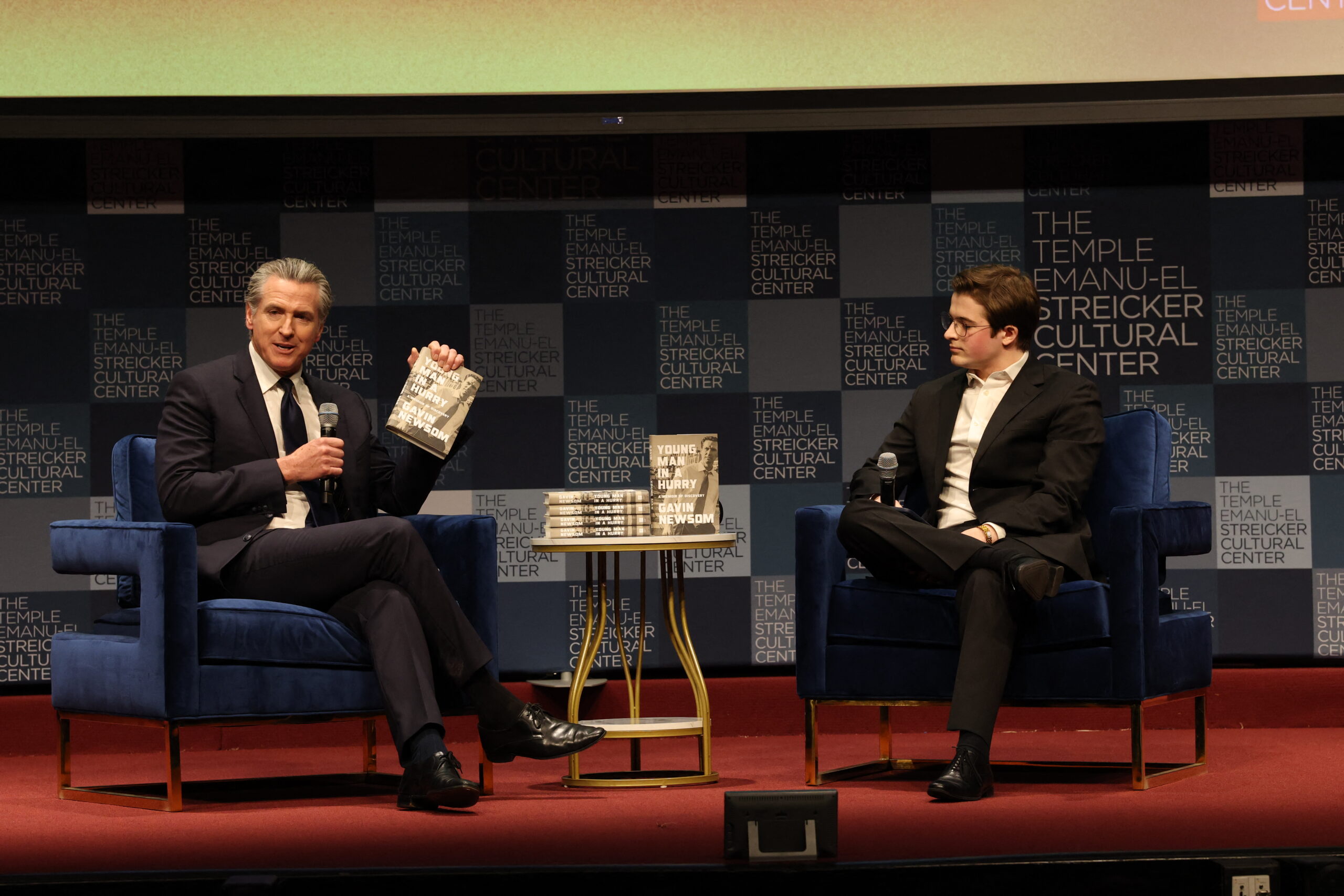 Gavin Newsom shamelessly uses NYC book tour stop to promote $100 ‘Trump signature’ kneepads 