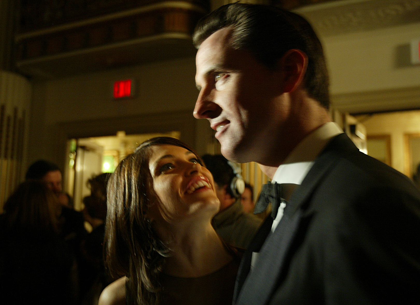 Newsom’s drunk escapades, salacious dates — including with a ‘dark and seductive’ actress revealed in new book