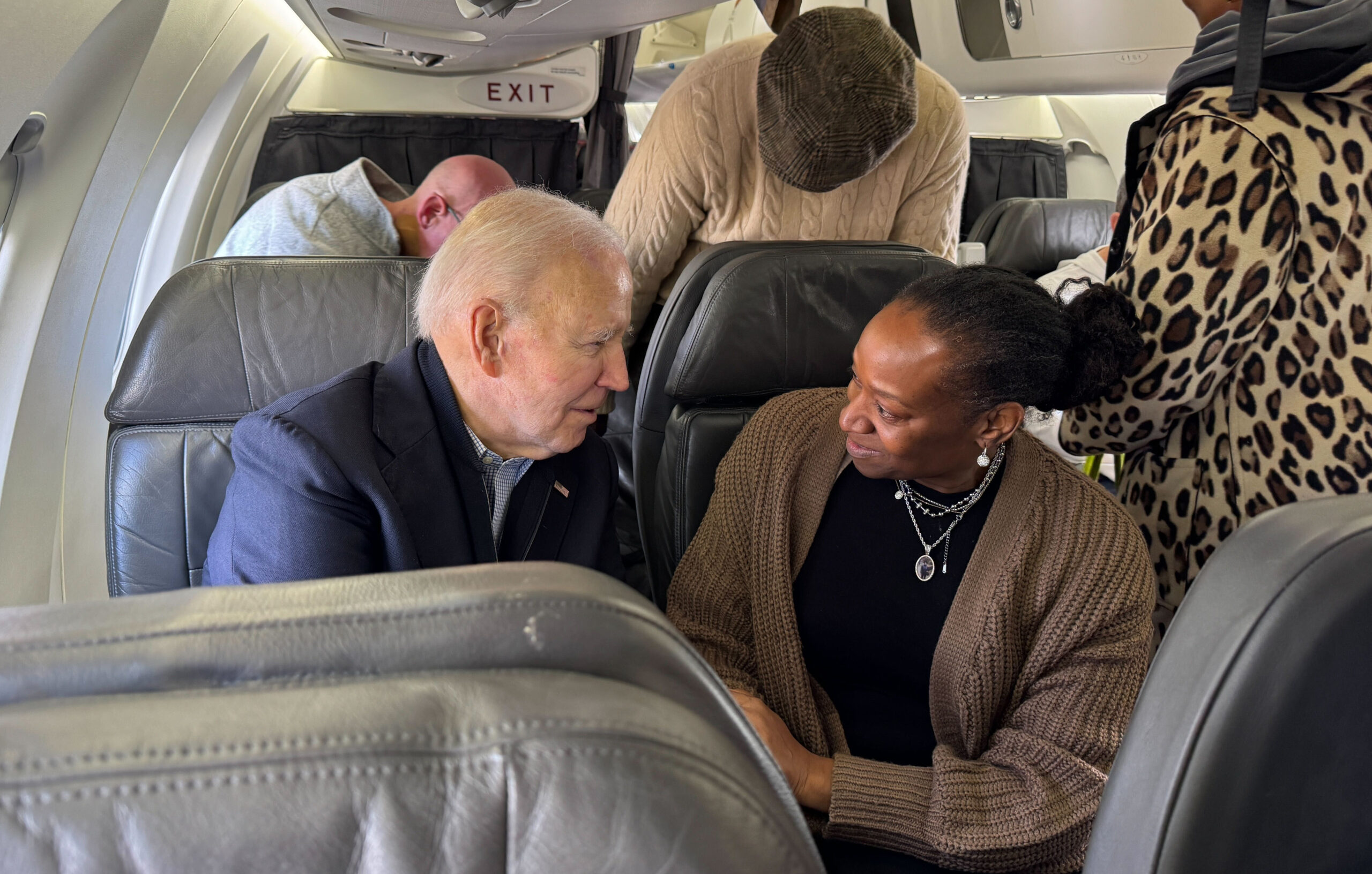Biden flies to South Carolina for rare campaign stop after cancer diagnosis— tries to take ‘awkward’ selfie with supporter 