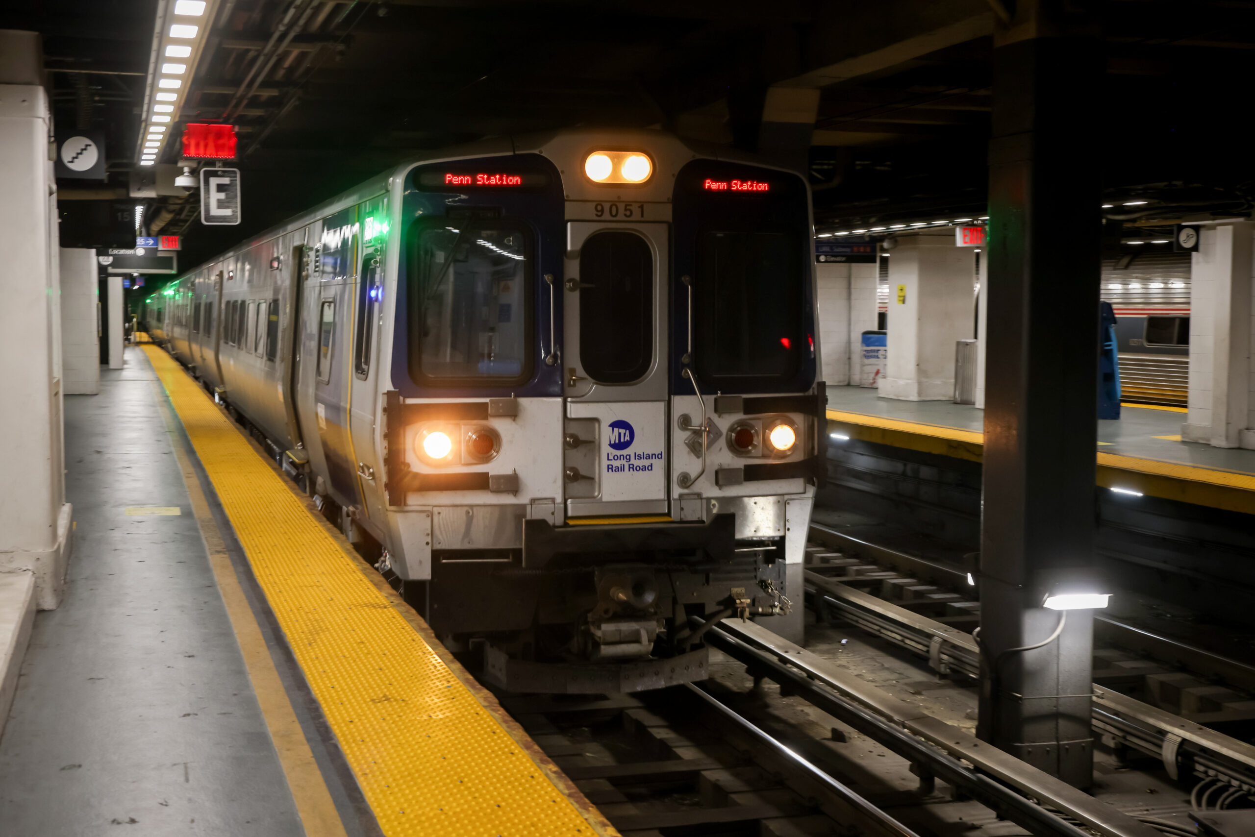Morning LIRR commute falls into chaos as debris falls inside East River Tunnel