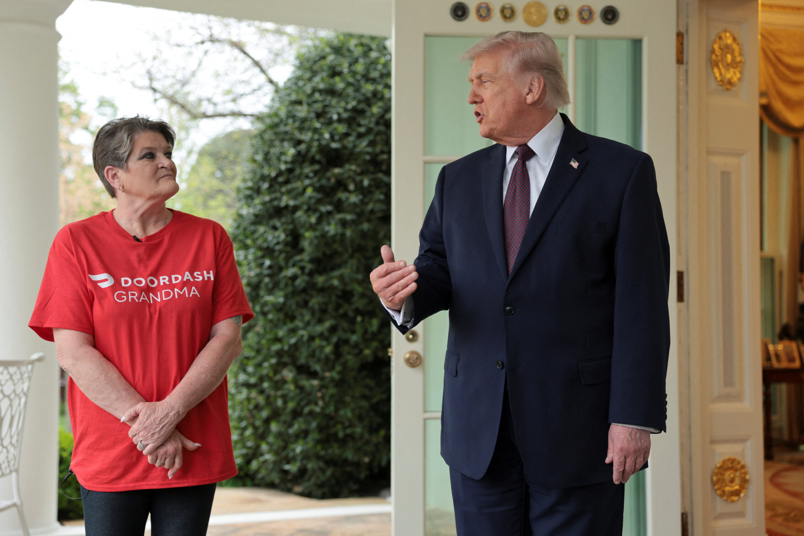 DoorDash grandma sidesteps Trump’s question on whether men should play women’s sports