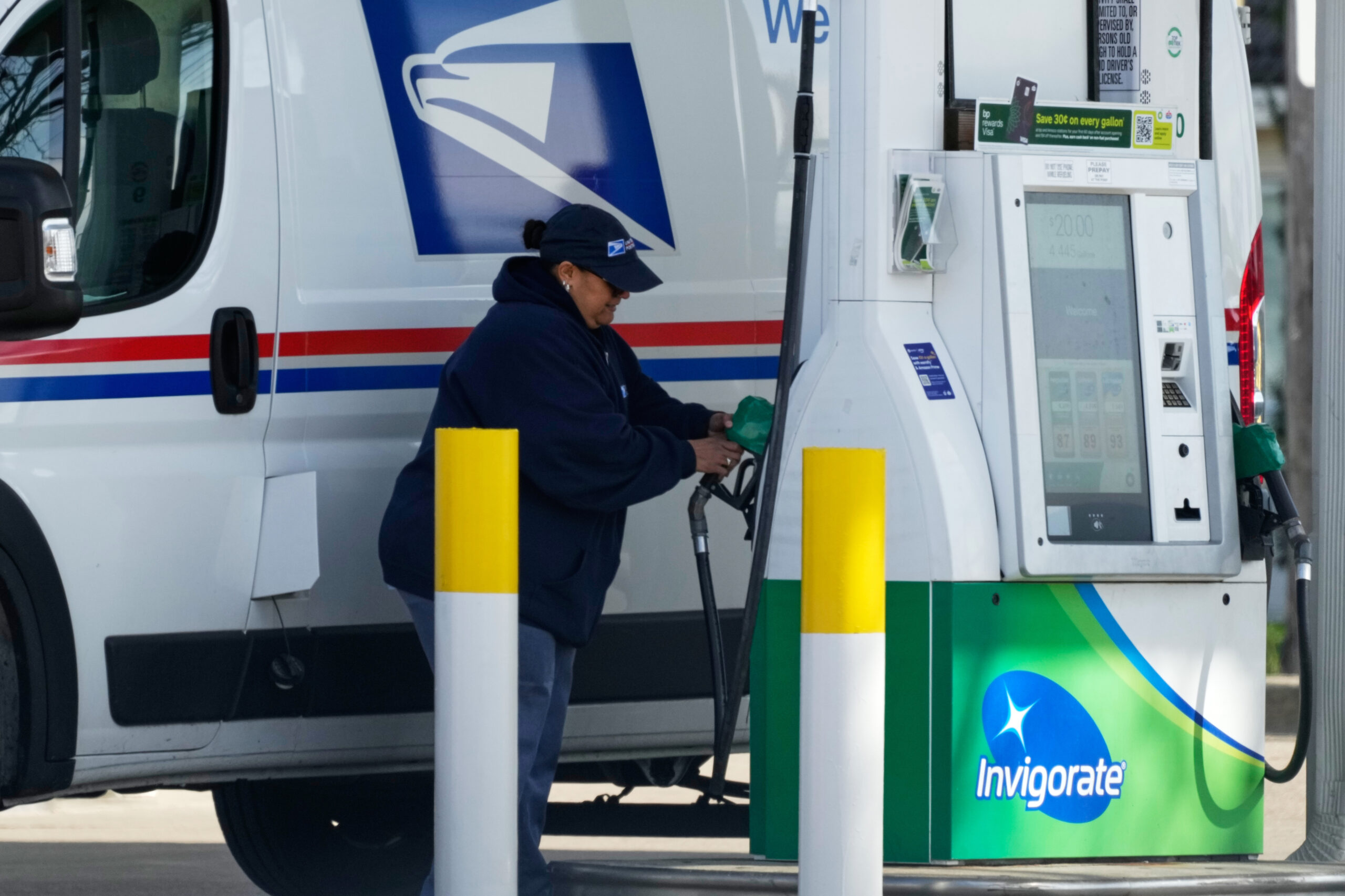 USPS is set to suspend pension contributions, seeks 4-cent stamp price hike