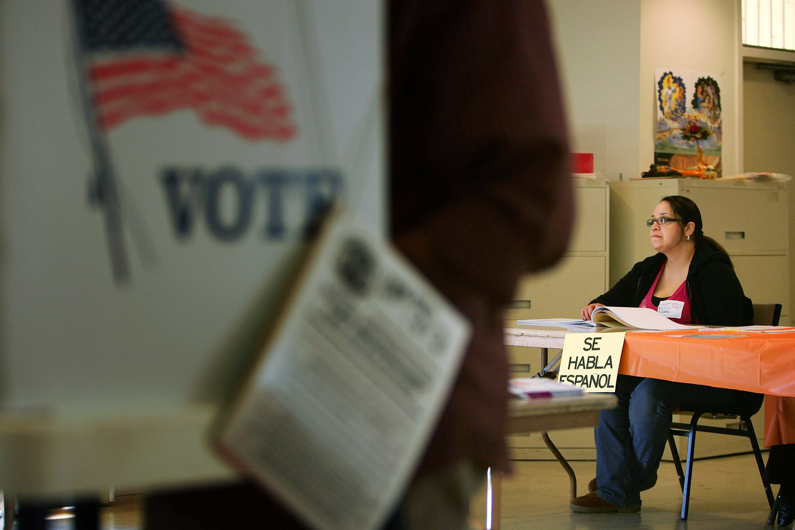 Democrats failing to win over Latino voters souring on Trump: poll 